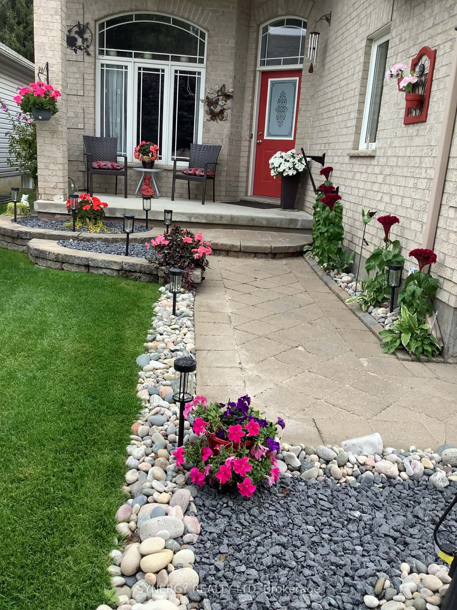 43 Juniper Crescent