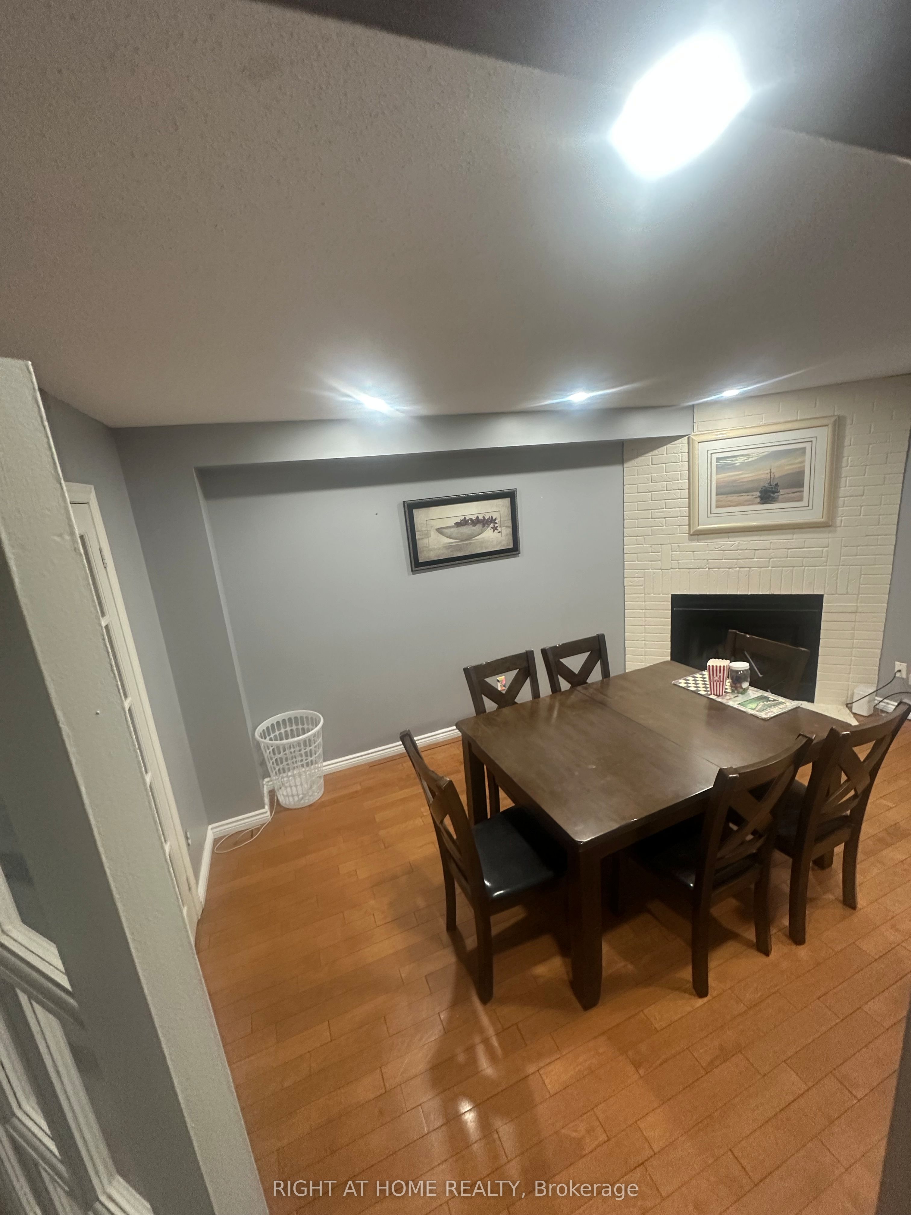 37 Willcocks Crescent N