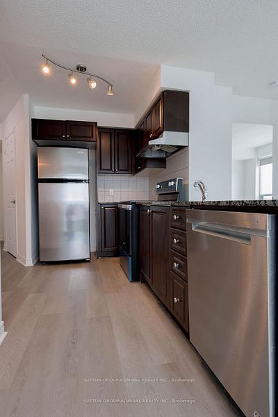 60 Fairfax Crescent 409