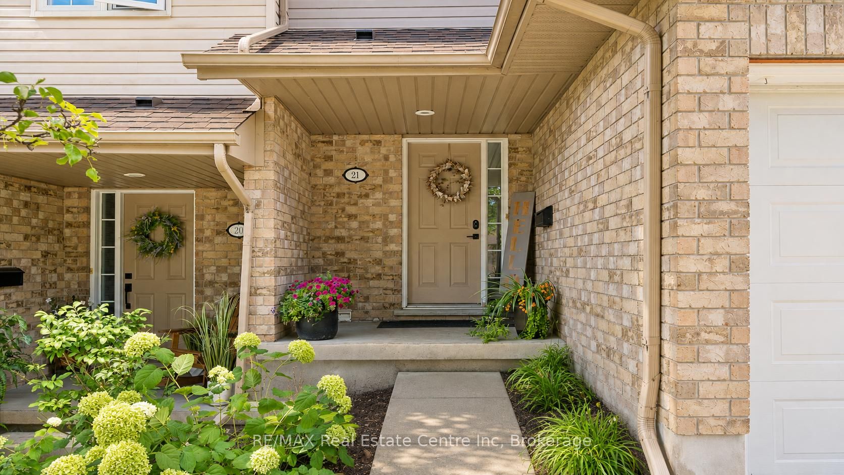 31 SCHRODER Crescent 21