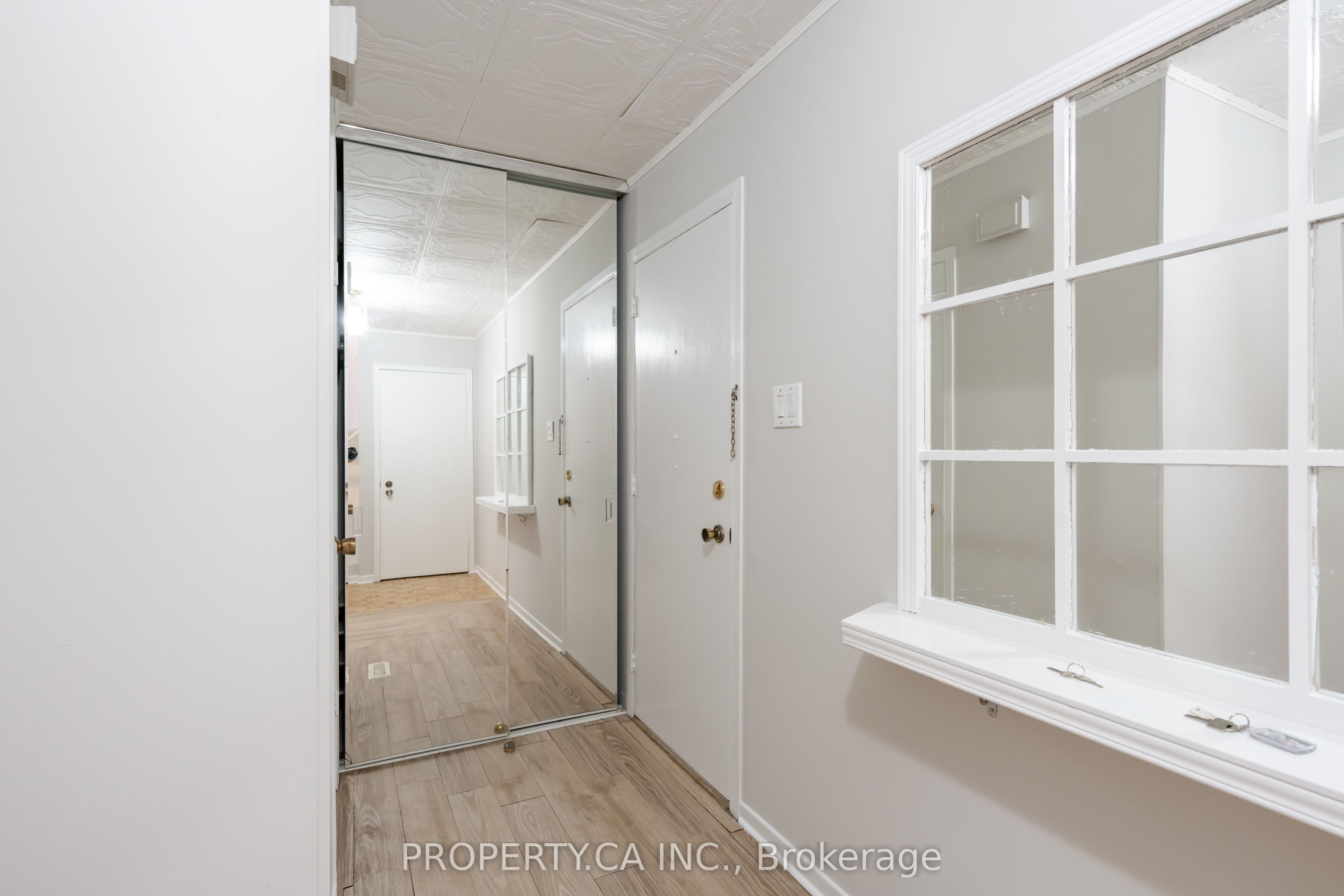 12 Deeprose Lane