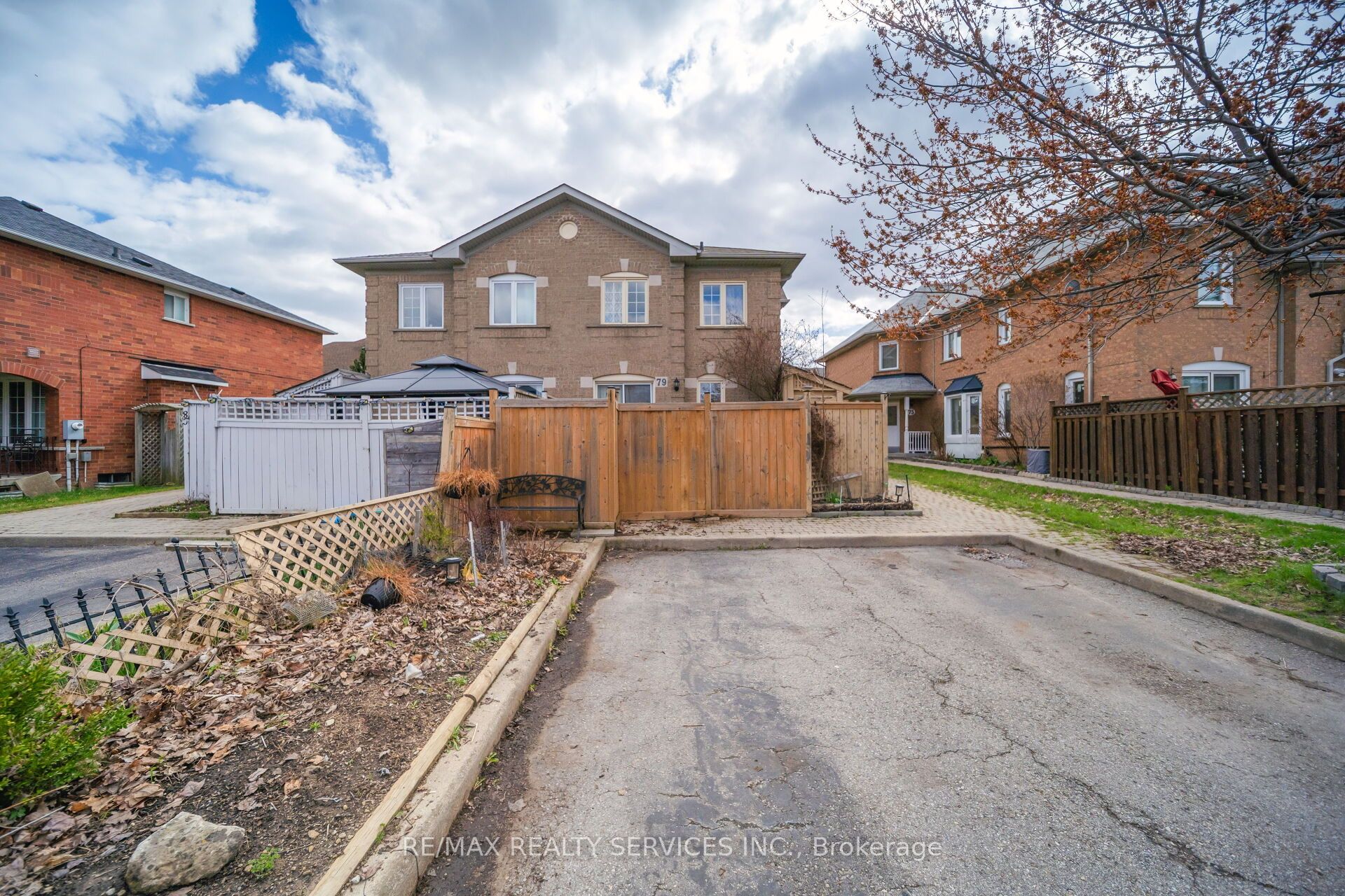 79 Pressed Brick Drive