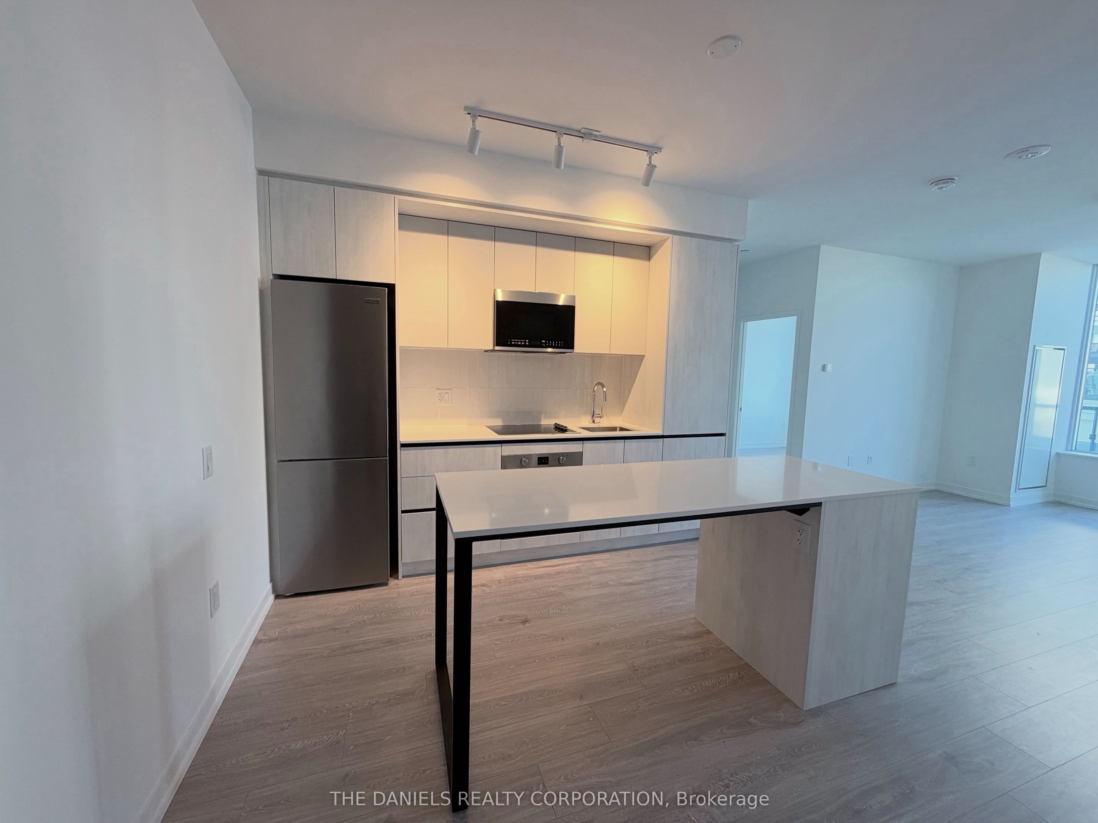 2485 Eglinton Avenue W 710
