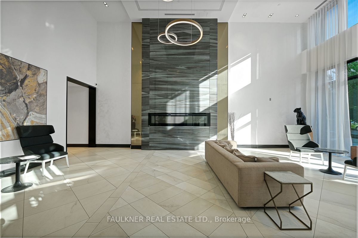 255 Bay Street 503