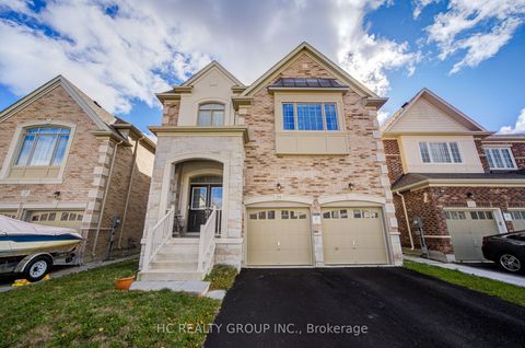 25 Deer Pass Road East Gwillimbury ON L9N 0L6