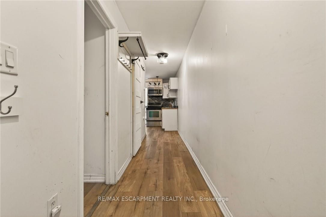 218 East 8th Street
