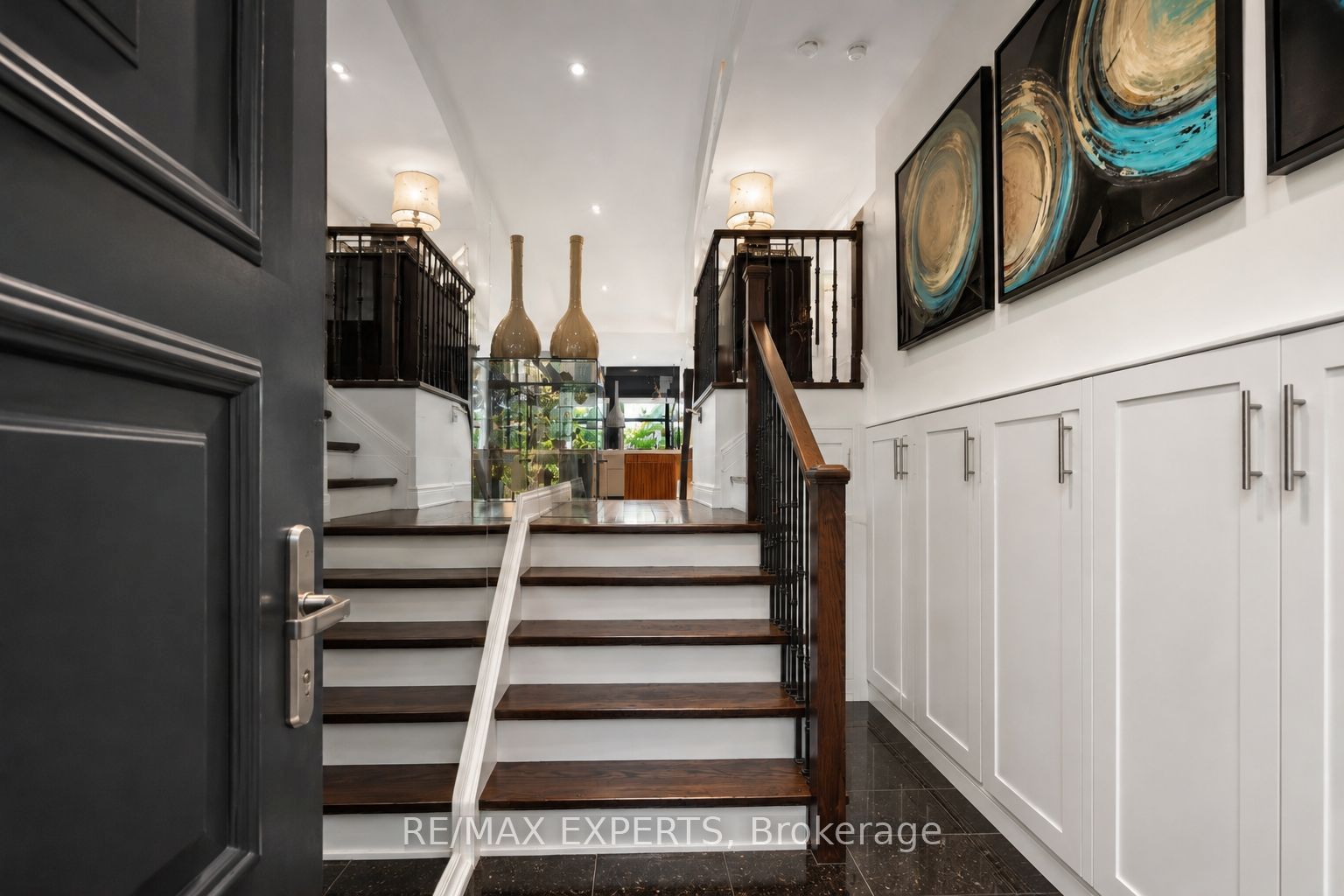 22 Matthew Court