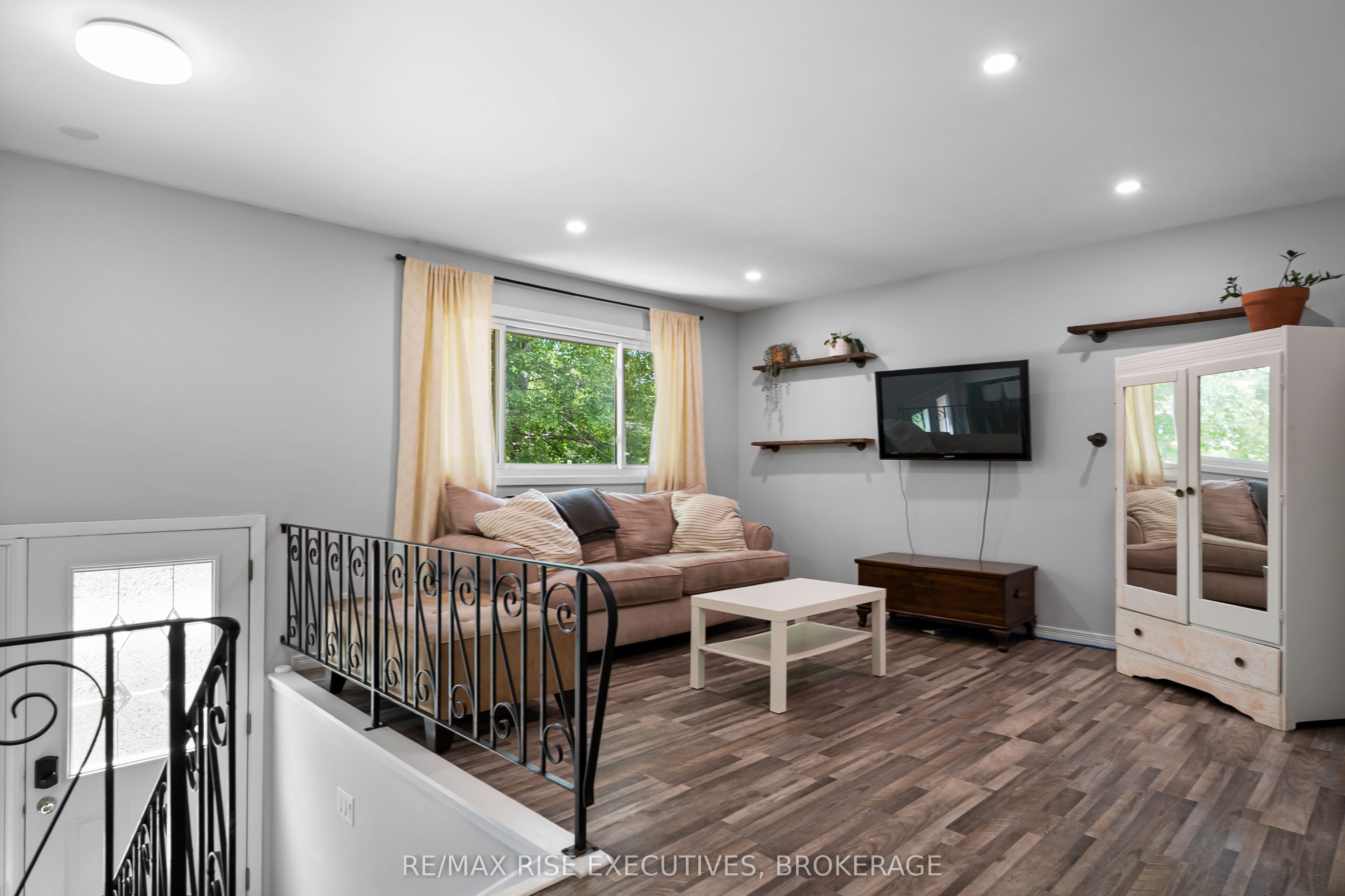 3326 Van Order Road