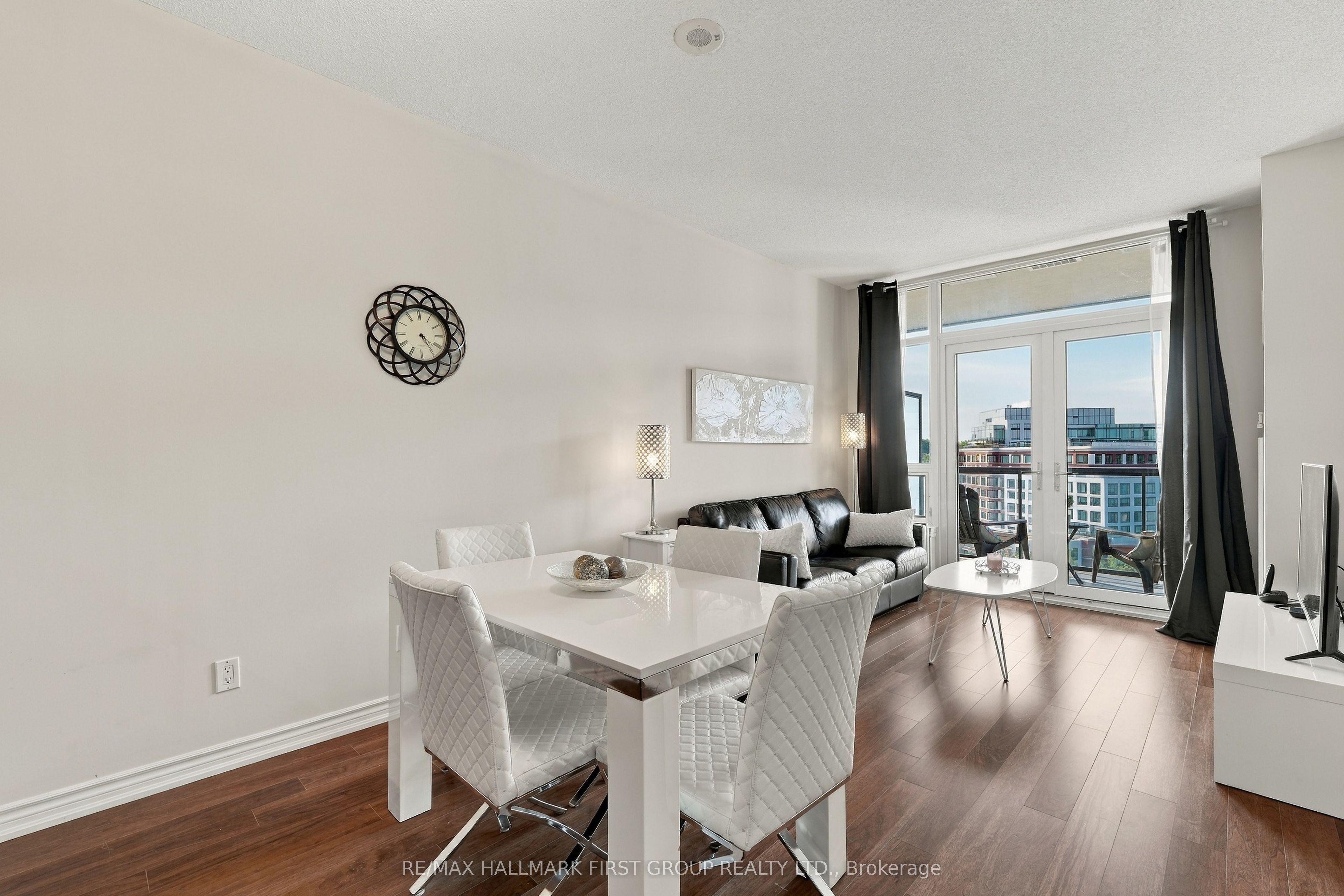 1135 Royal York Road 912