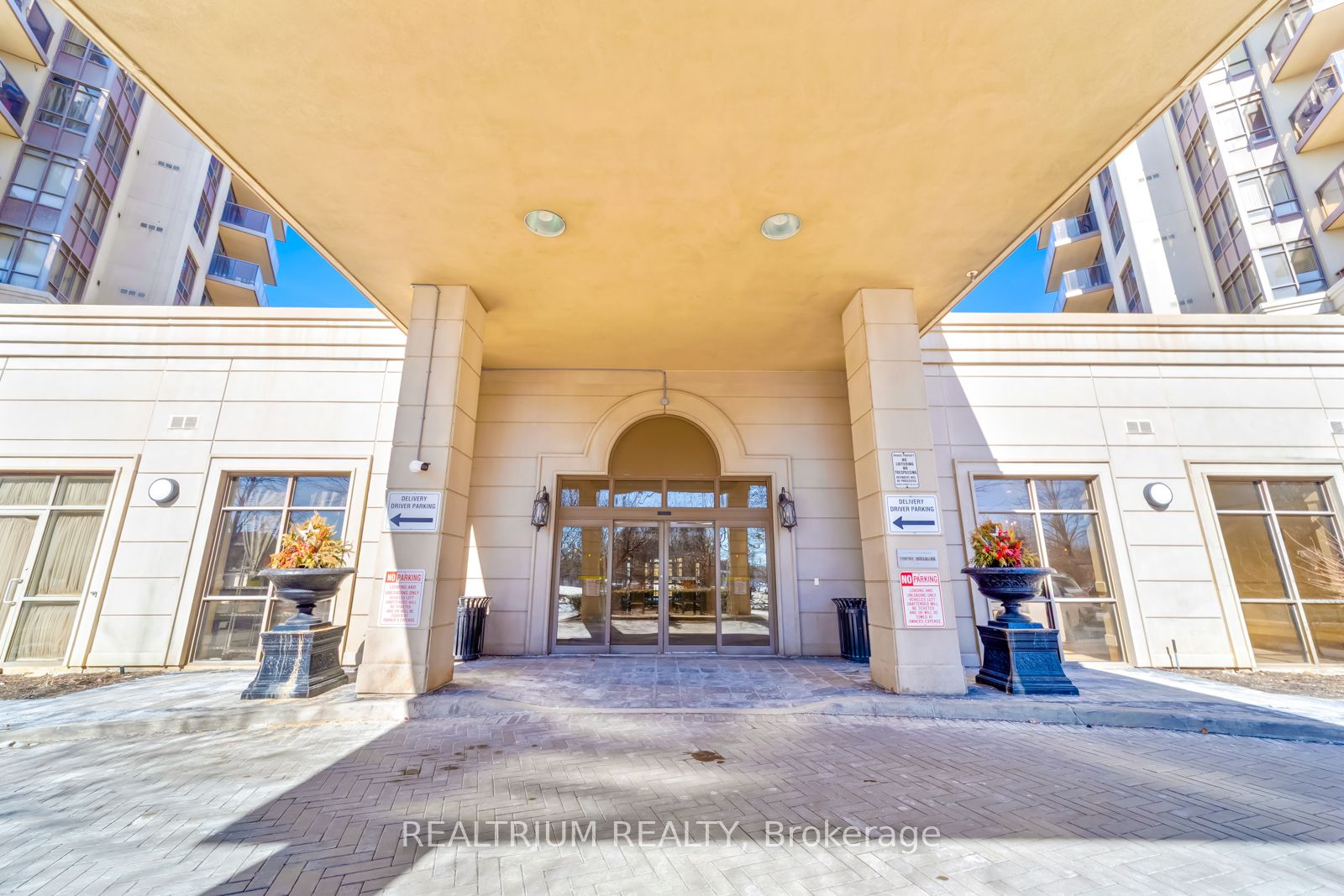 710 Humberwood Boulevard 811