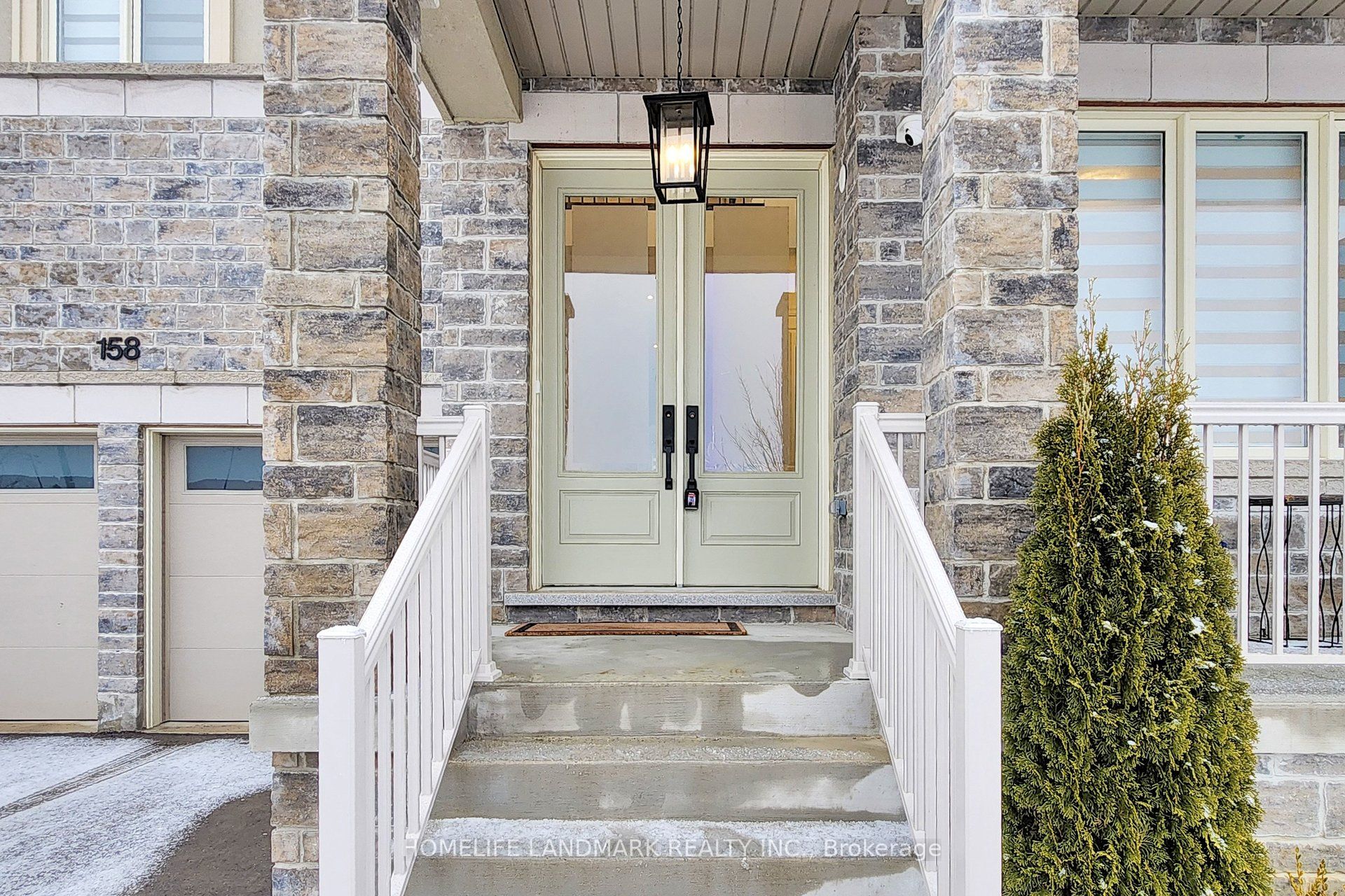 158 Walter English Drive
