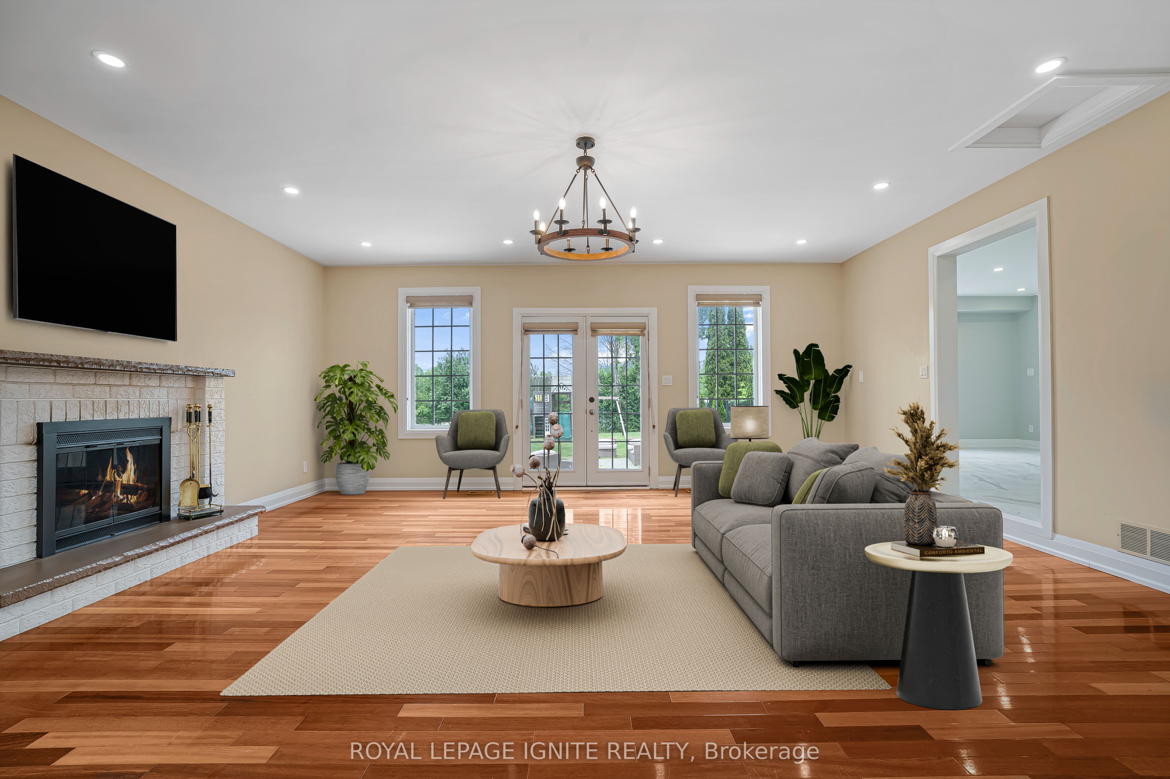 69 Raeview Drive