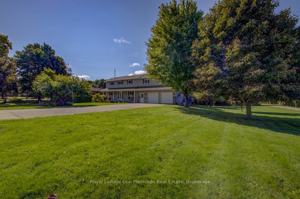 8298 8 (Moorefield) Concession