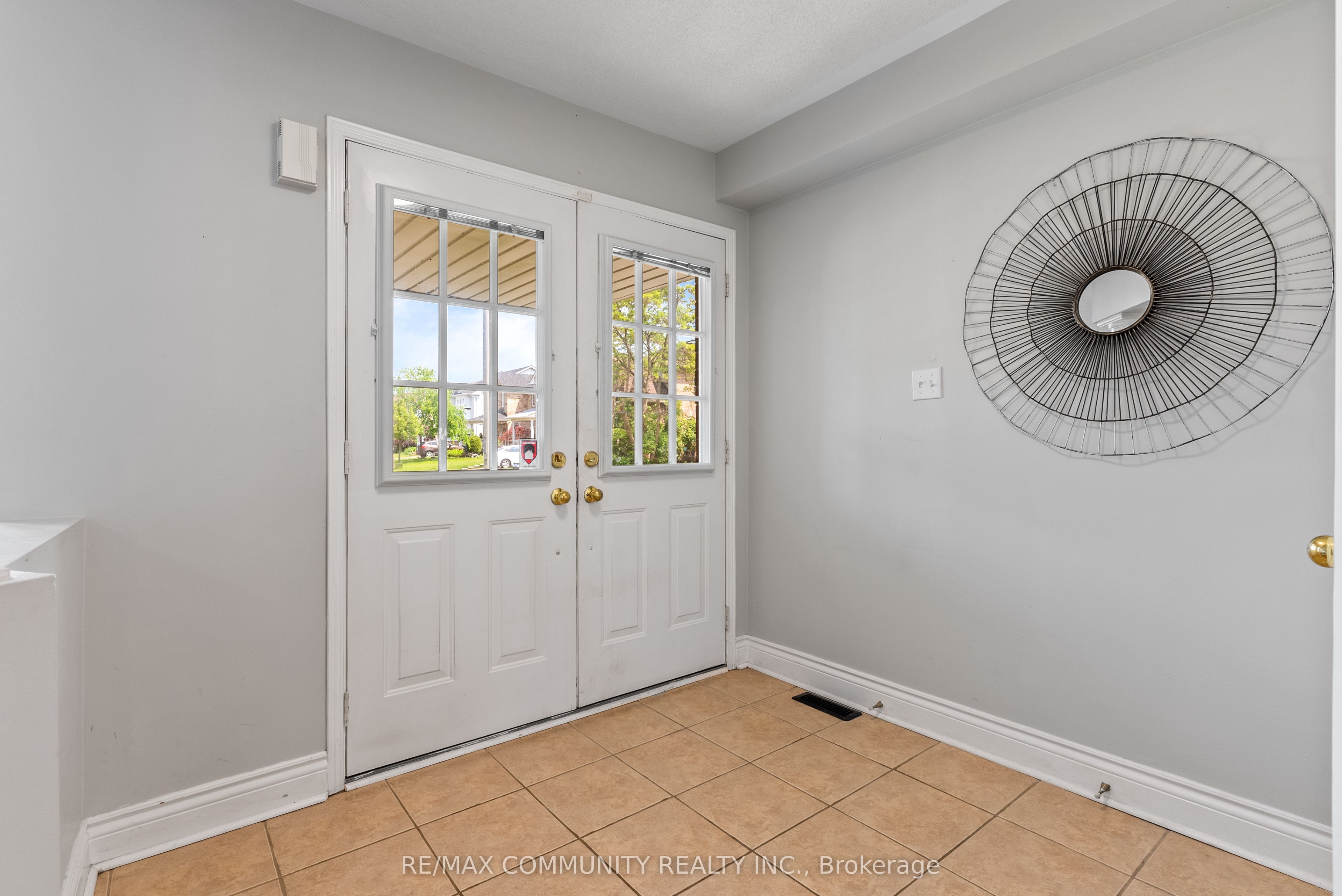 1081 Langford Street