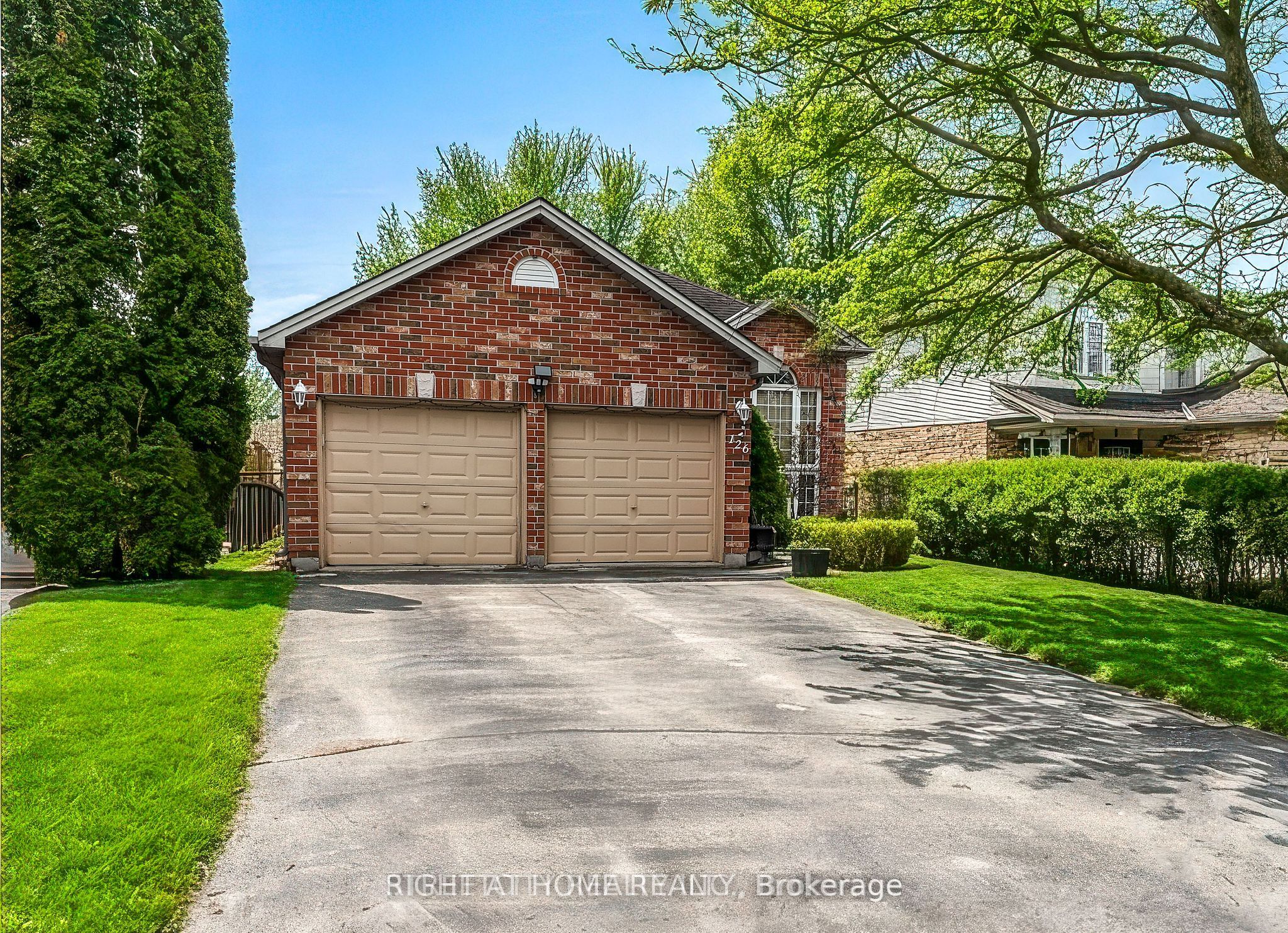 126 Meadowridge Road