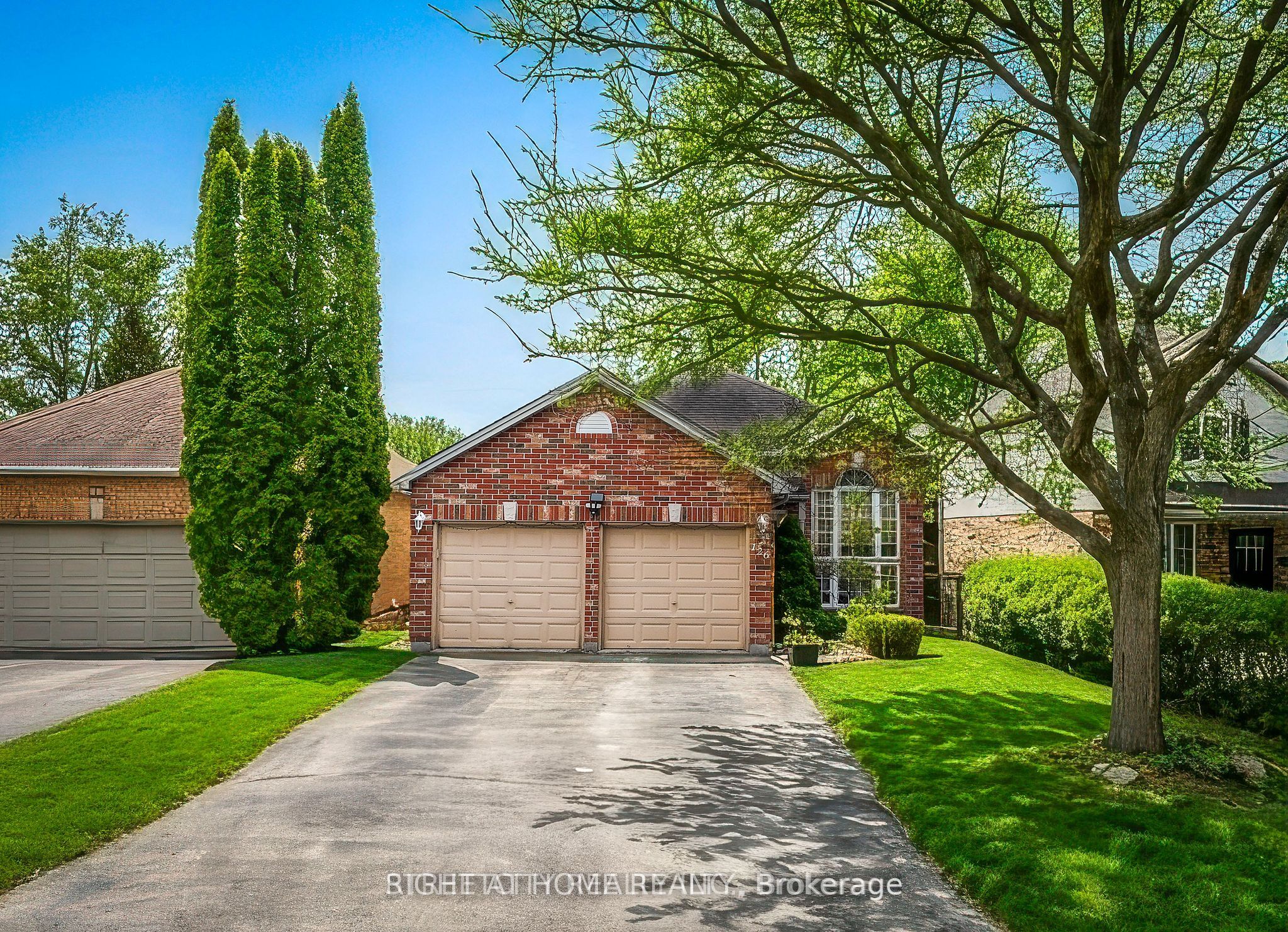 126 Meadowridge Road