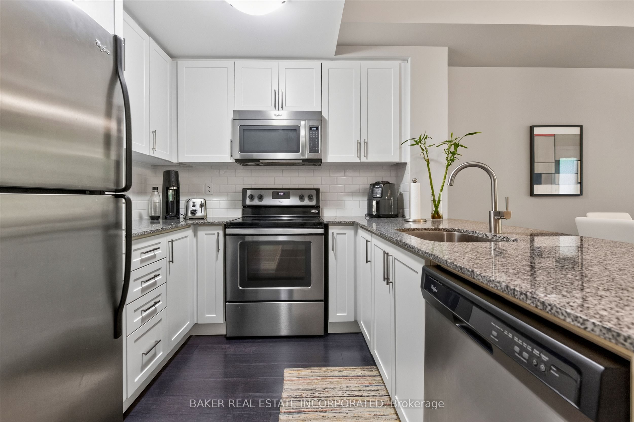 120 Twenty Fourth Street TH 31