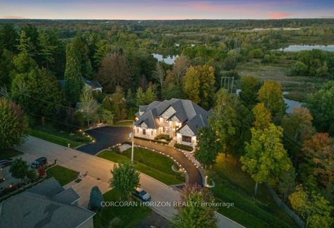 546 Woolwich Place Waterloo ON N2J 4G8