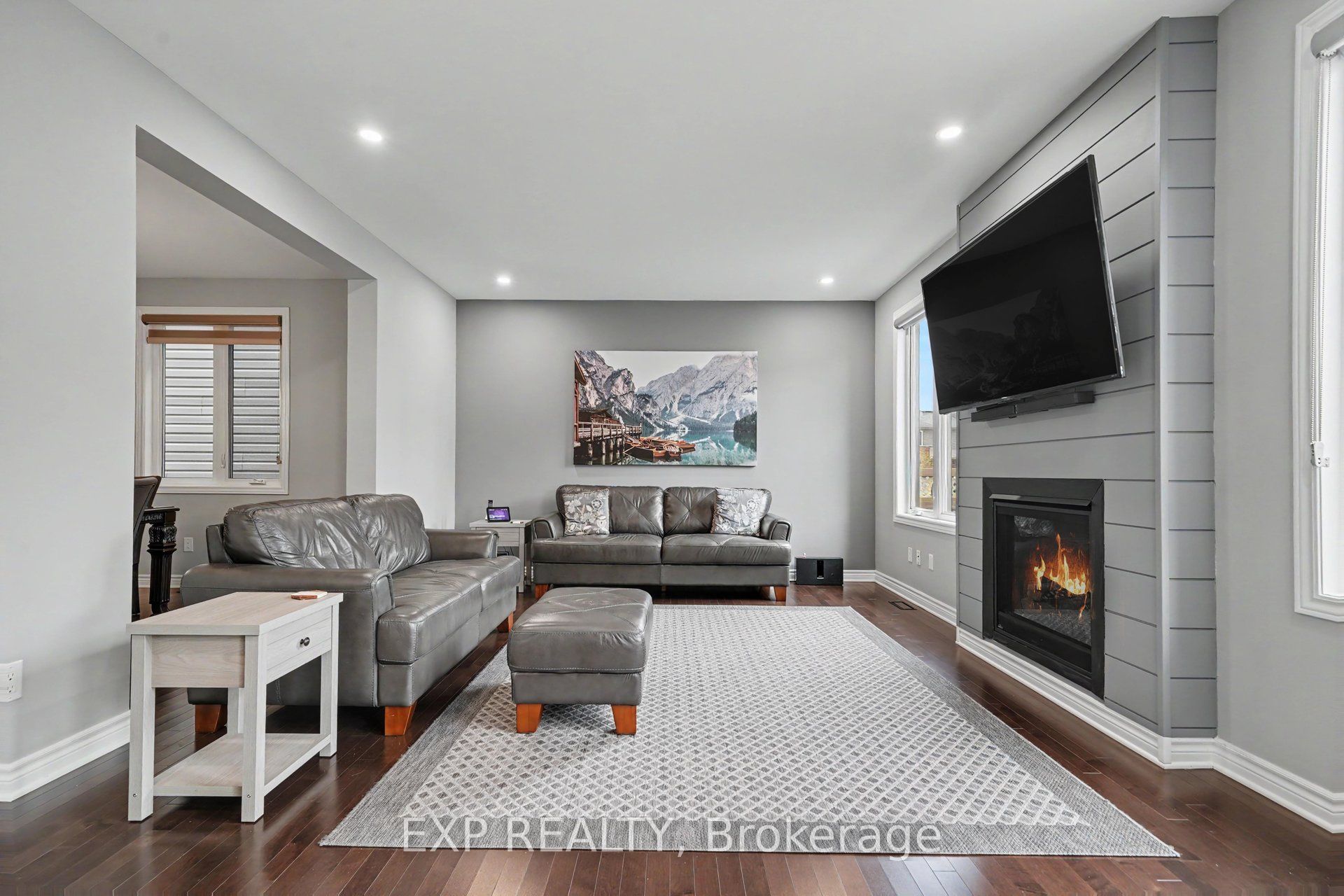 707 Cashmere Terrace