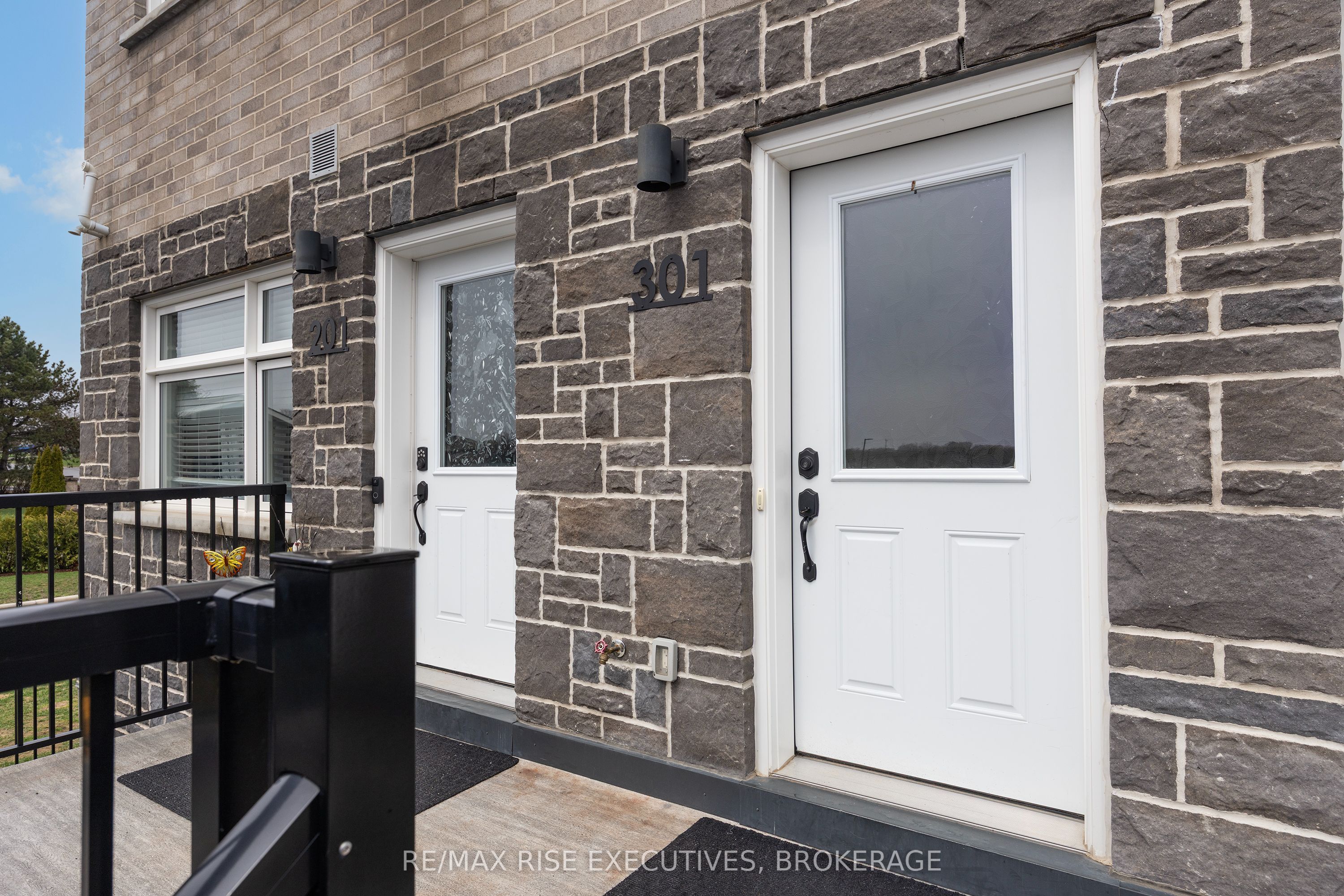 809 Development Drive 301