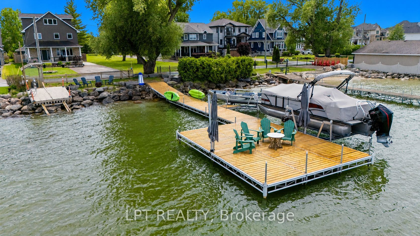 165 Lake Drive E