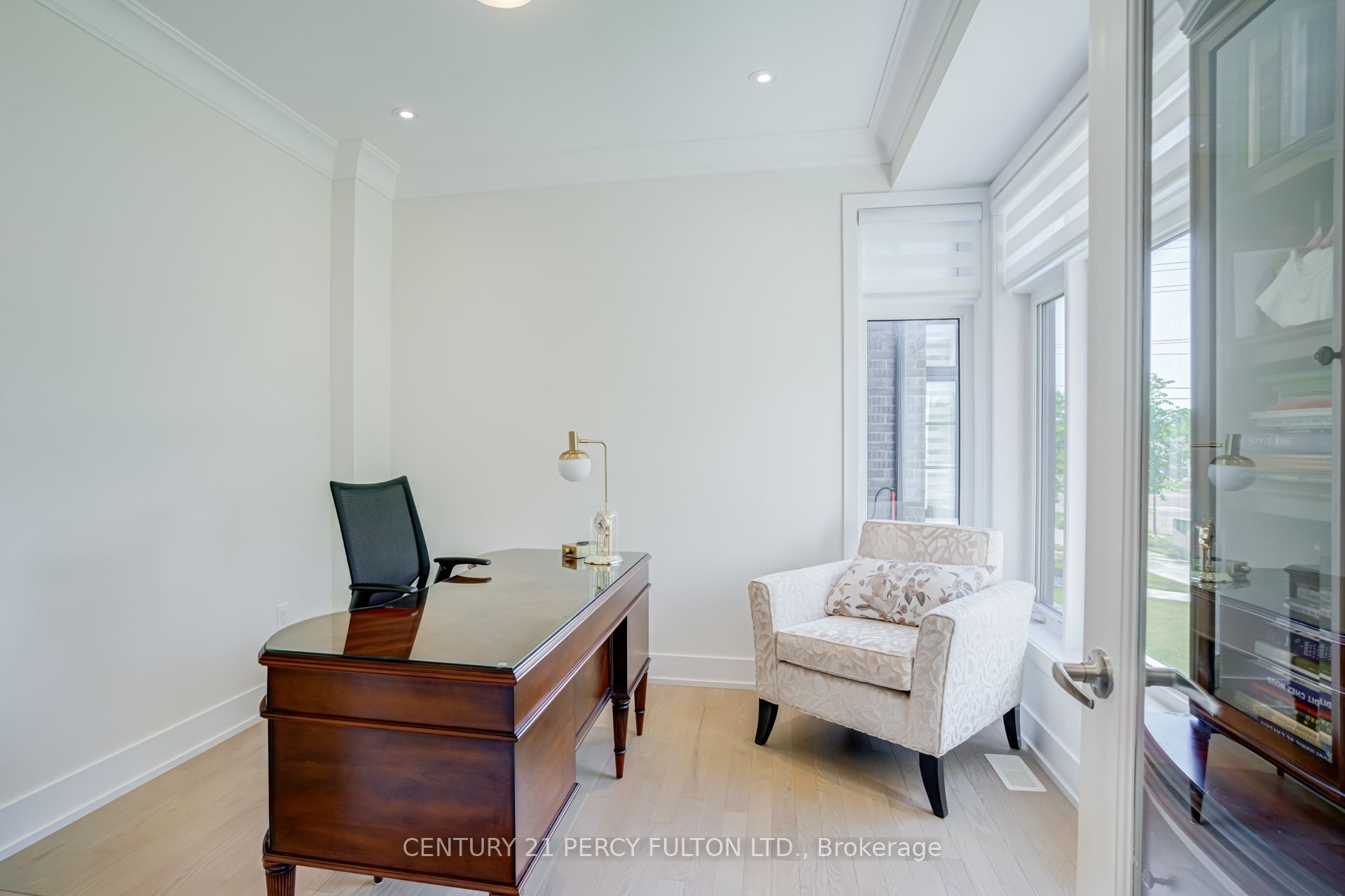3B Norbury Crescent