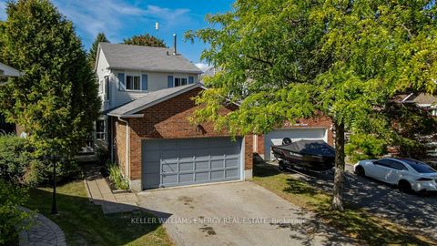 17 Barrow Court Whitby ON L1P 1E4