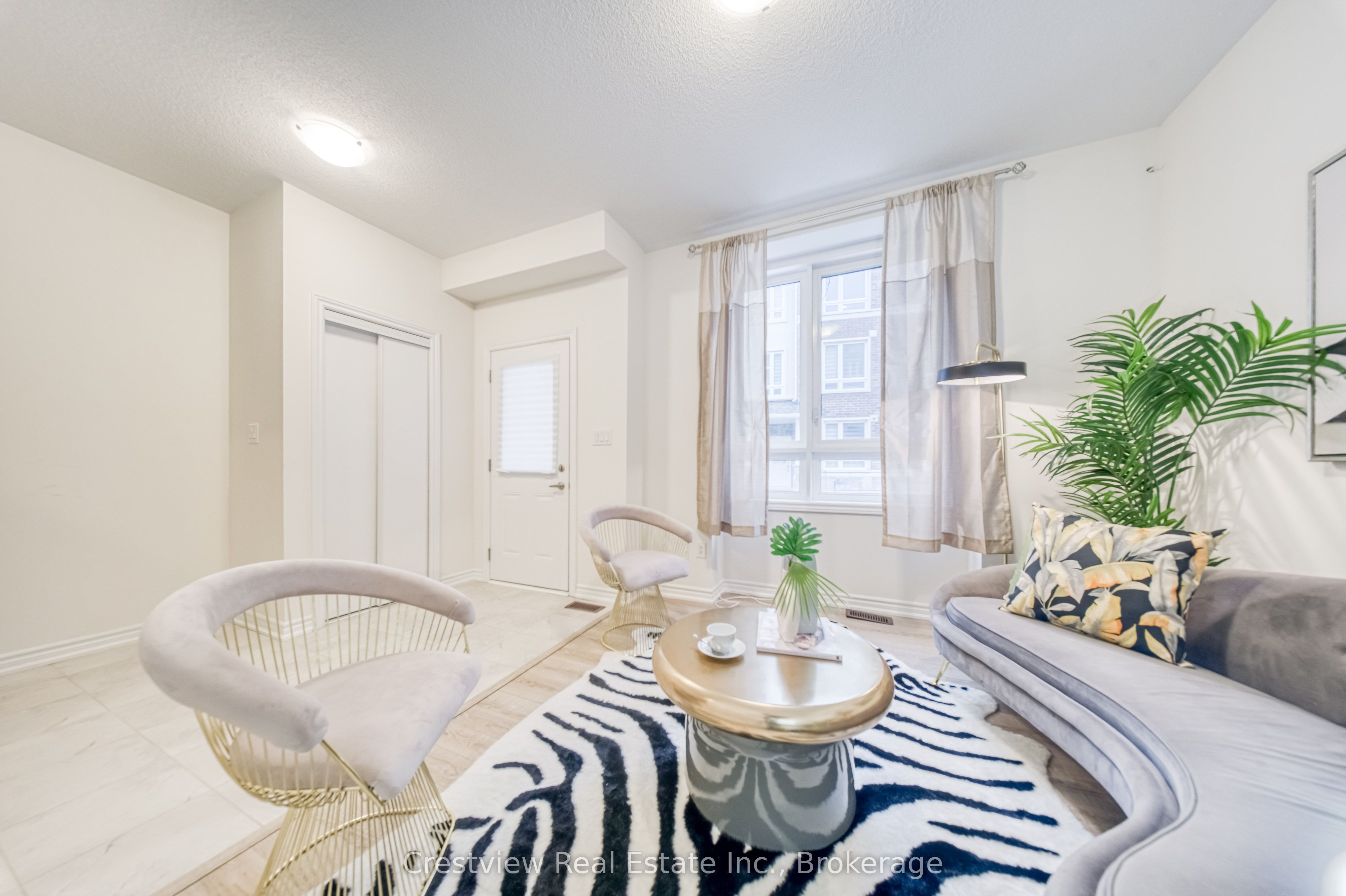 81 Massachusetts Lane