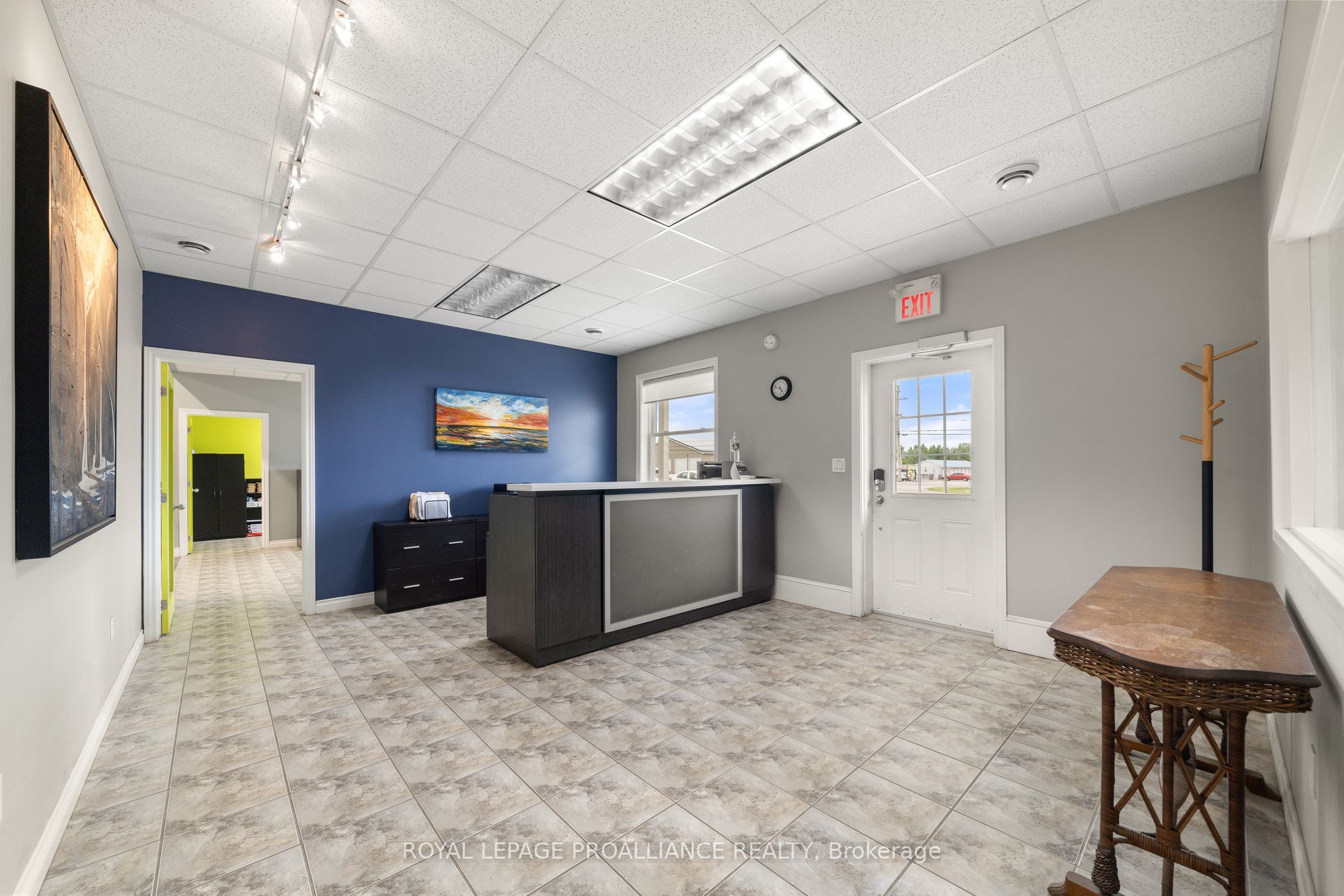 438 West Front Street W