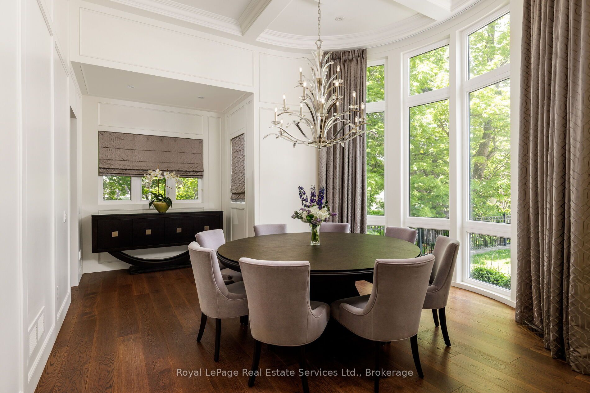 456 Lakeshore Road W