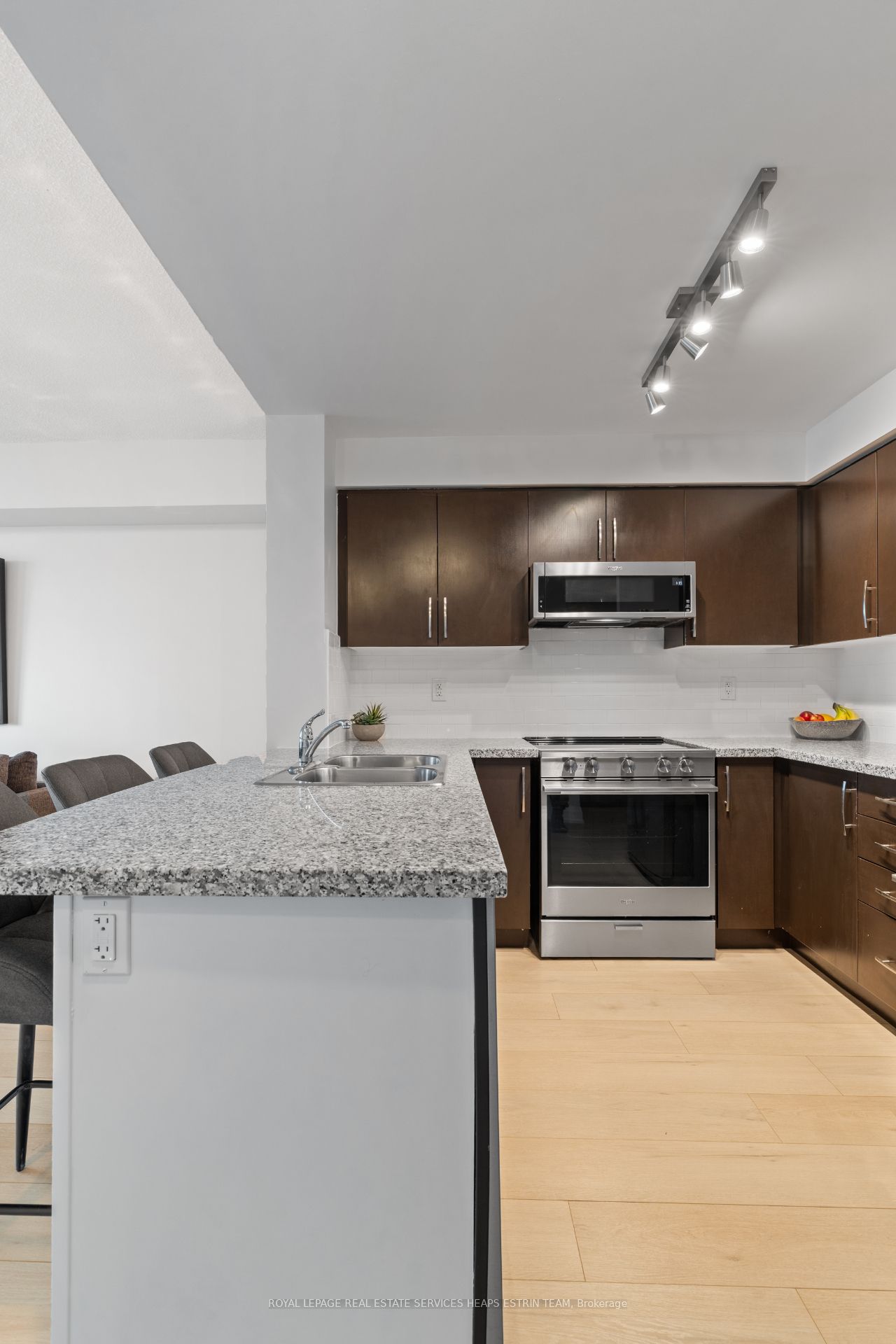 3 Michael Power Place 606