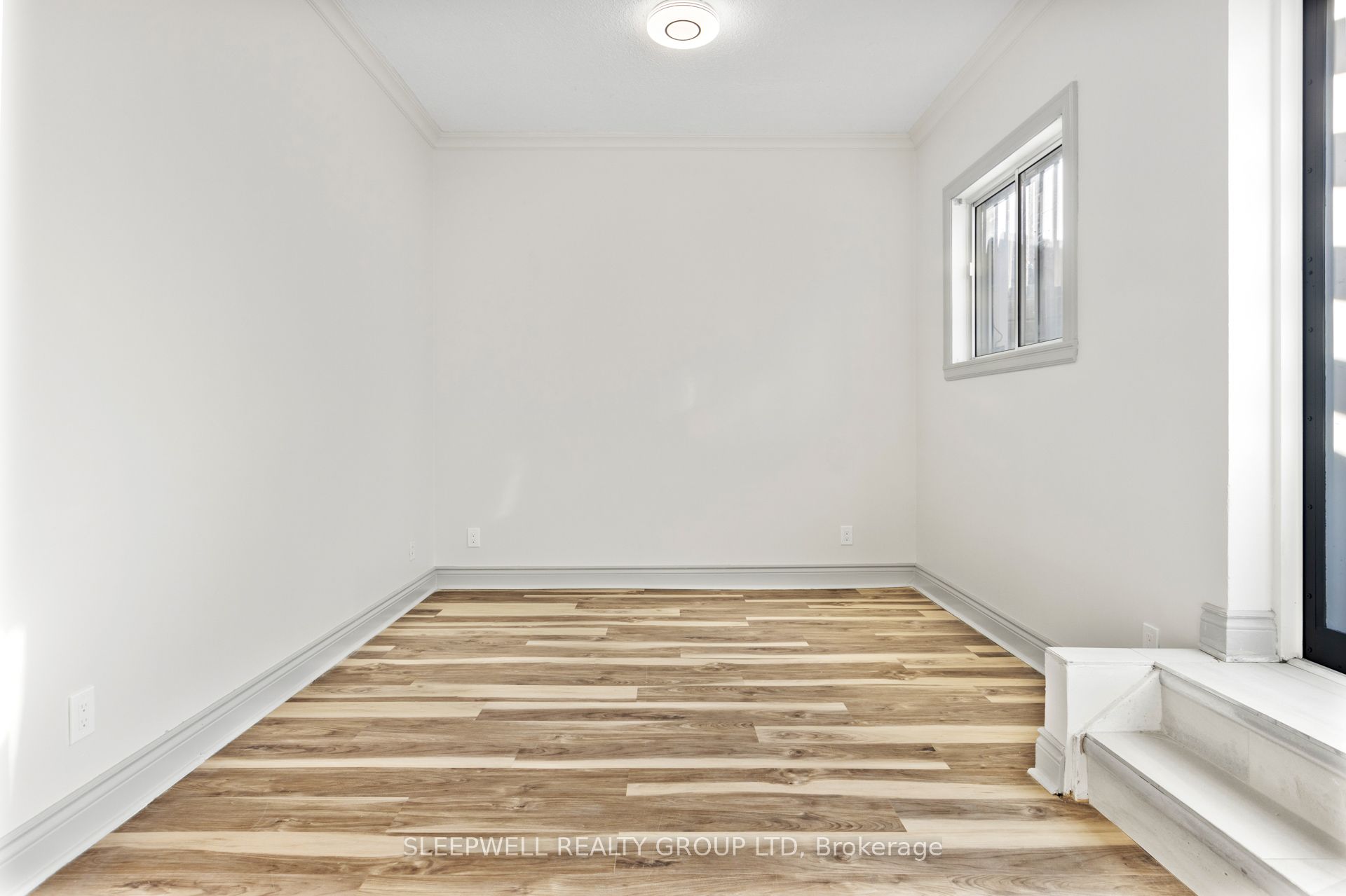 455-457 Somerset Street W