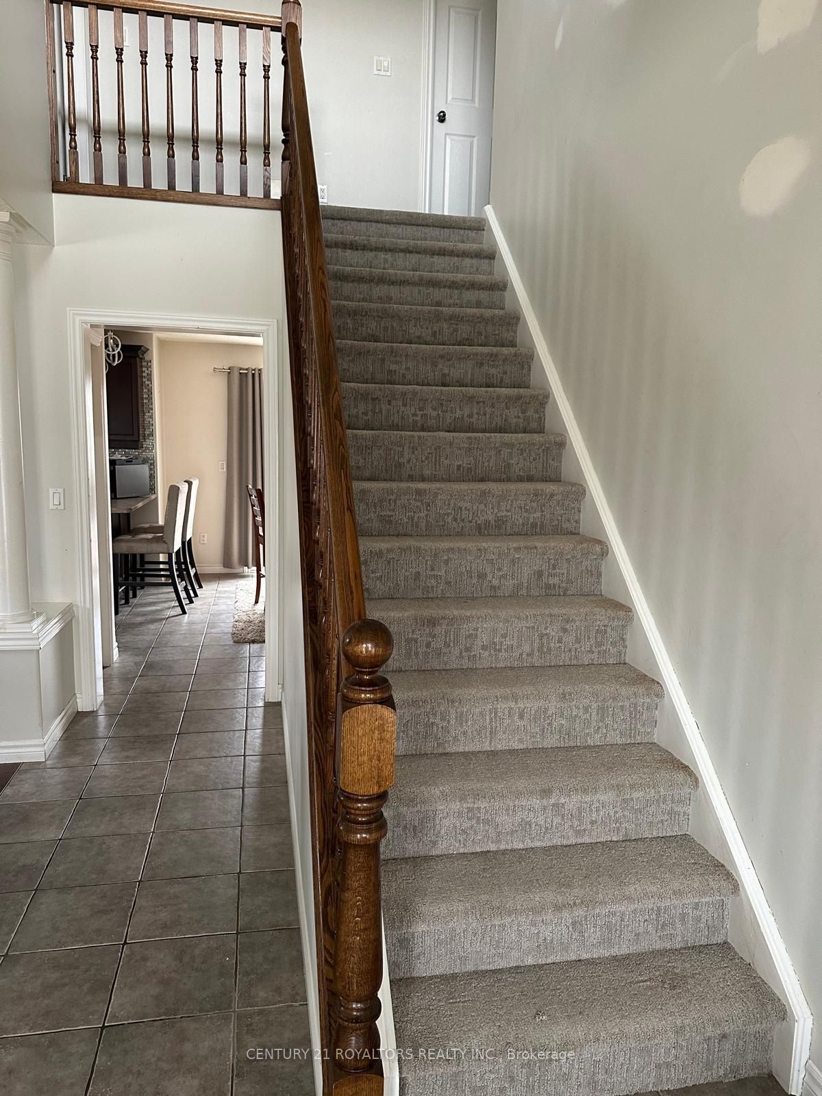 100 Southview Court