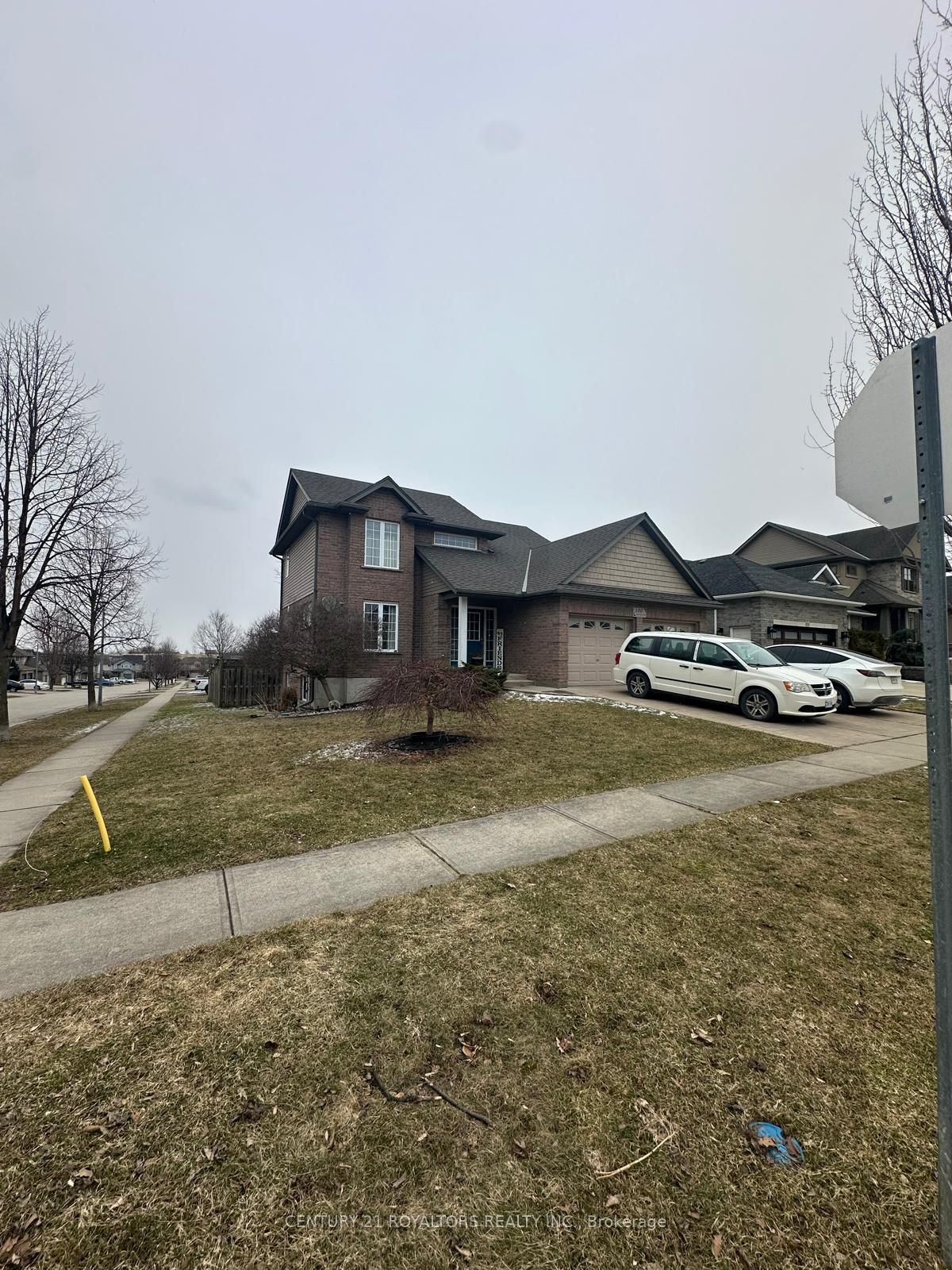 100 Southview Court