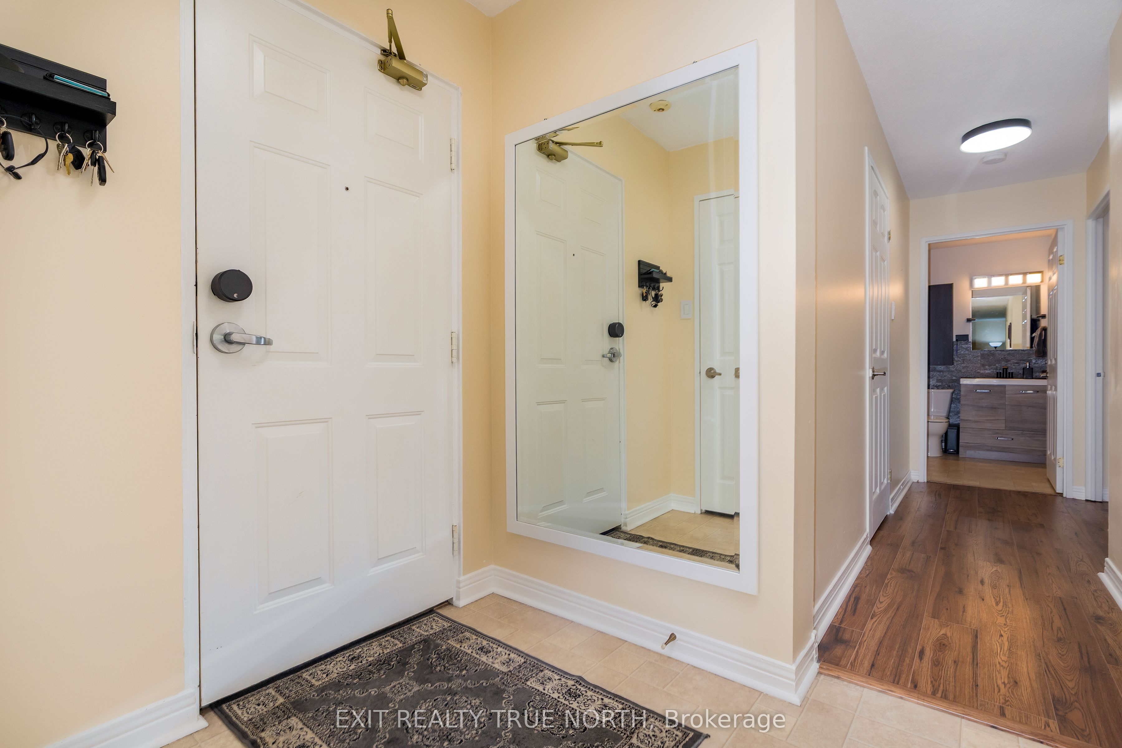 850 6th Street E 204