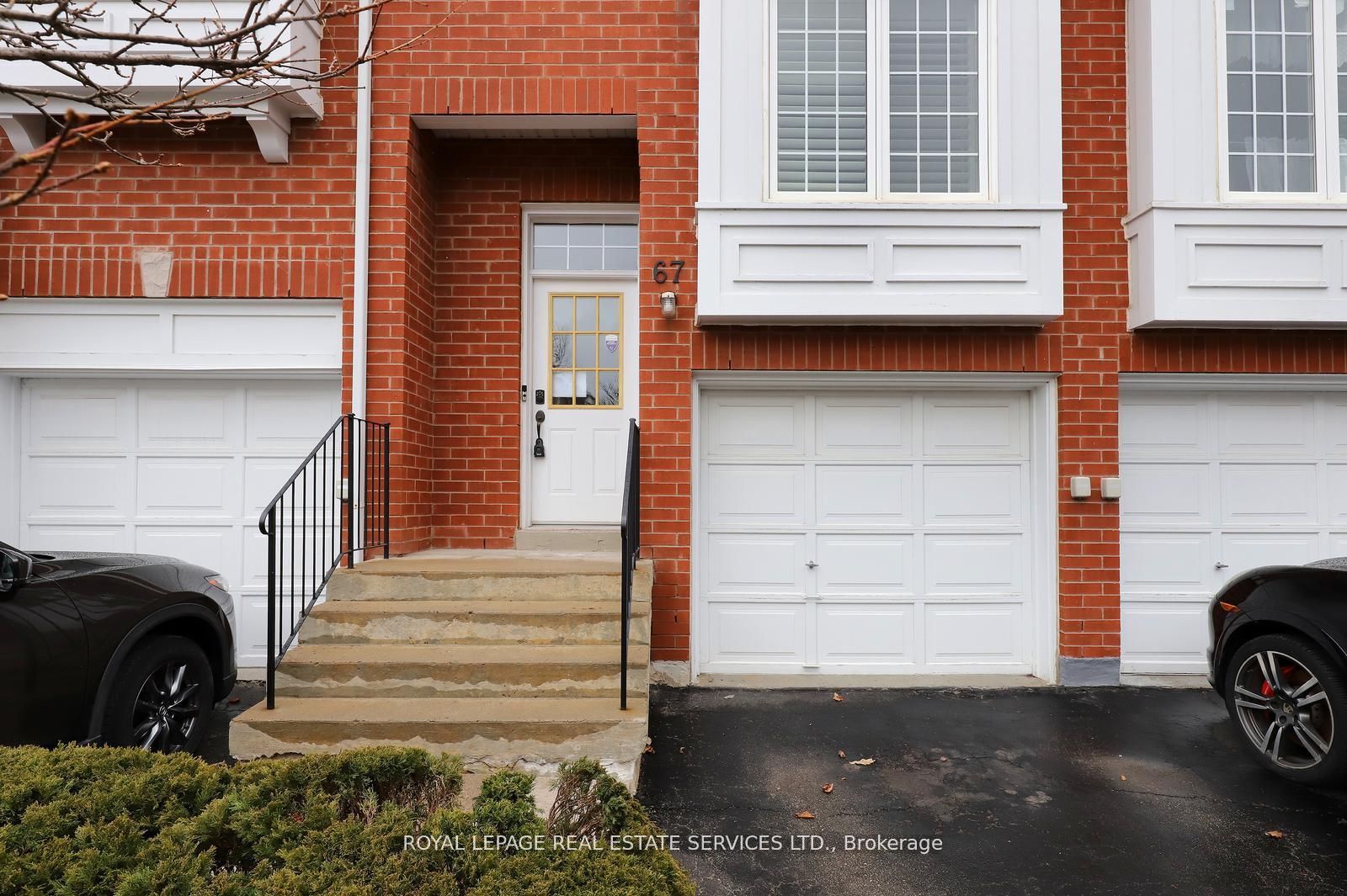 1575 South Parade Court 67