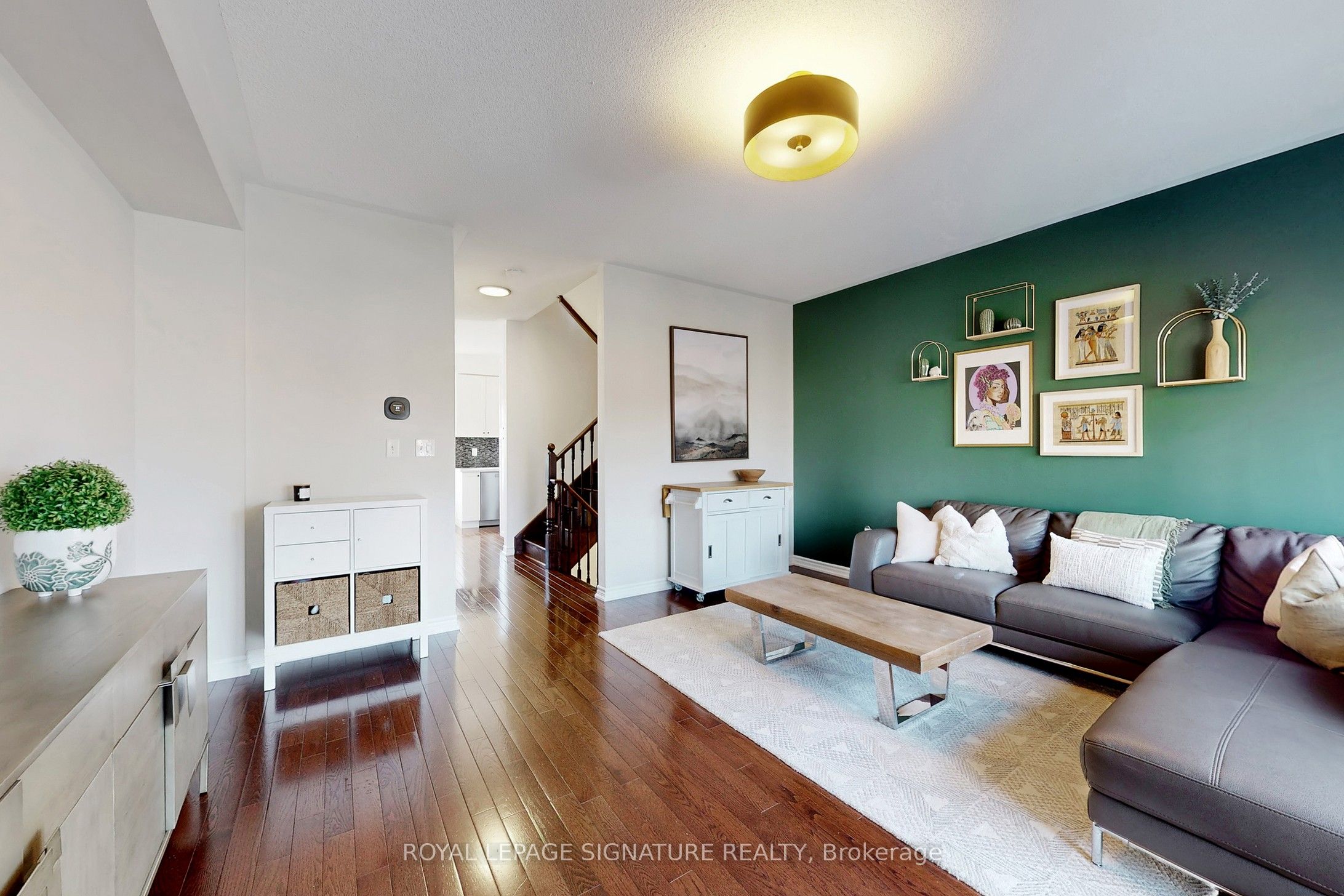 1115 Haig Boulevard 4