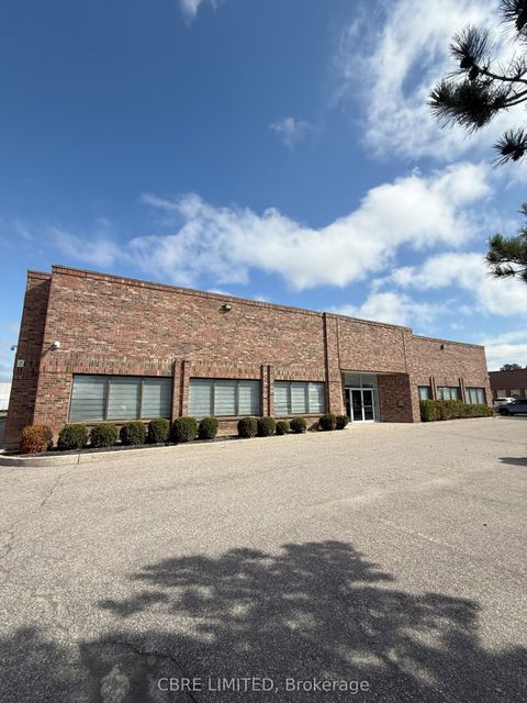 30 Sims Crescent Richmond Hill ON L4B 2N9