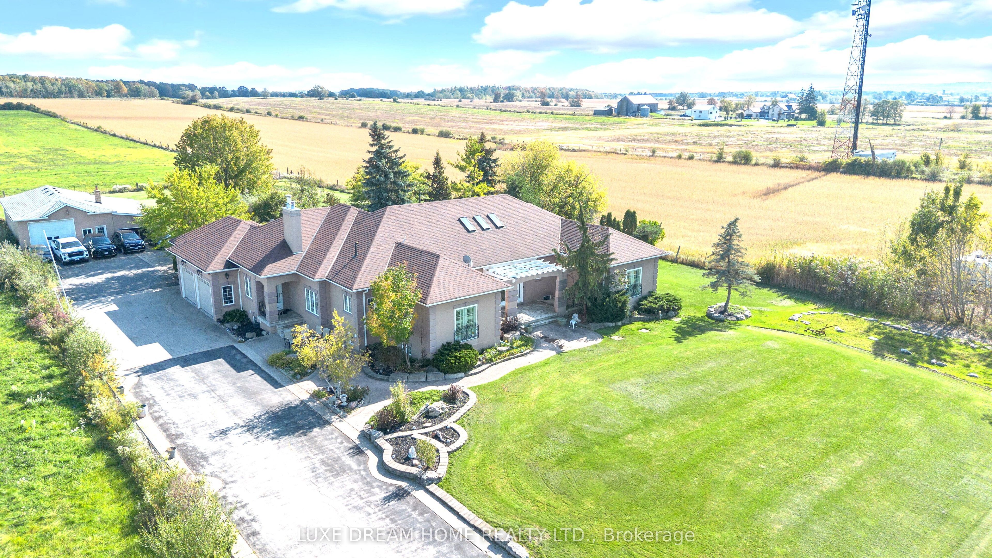 3006 Lower Base Line W