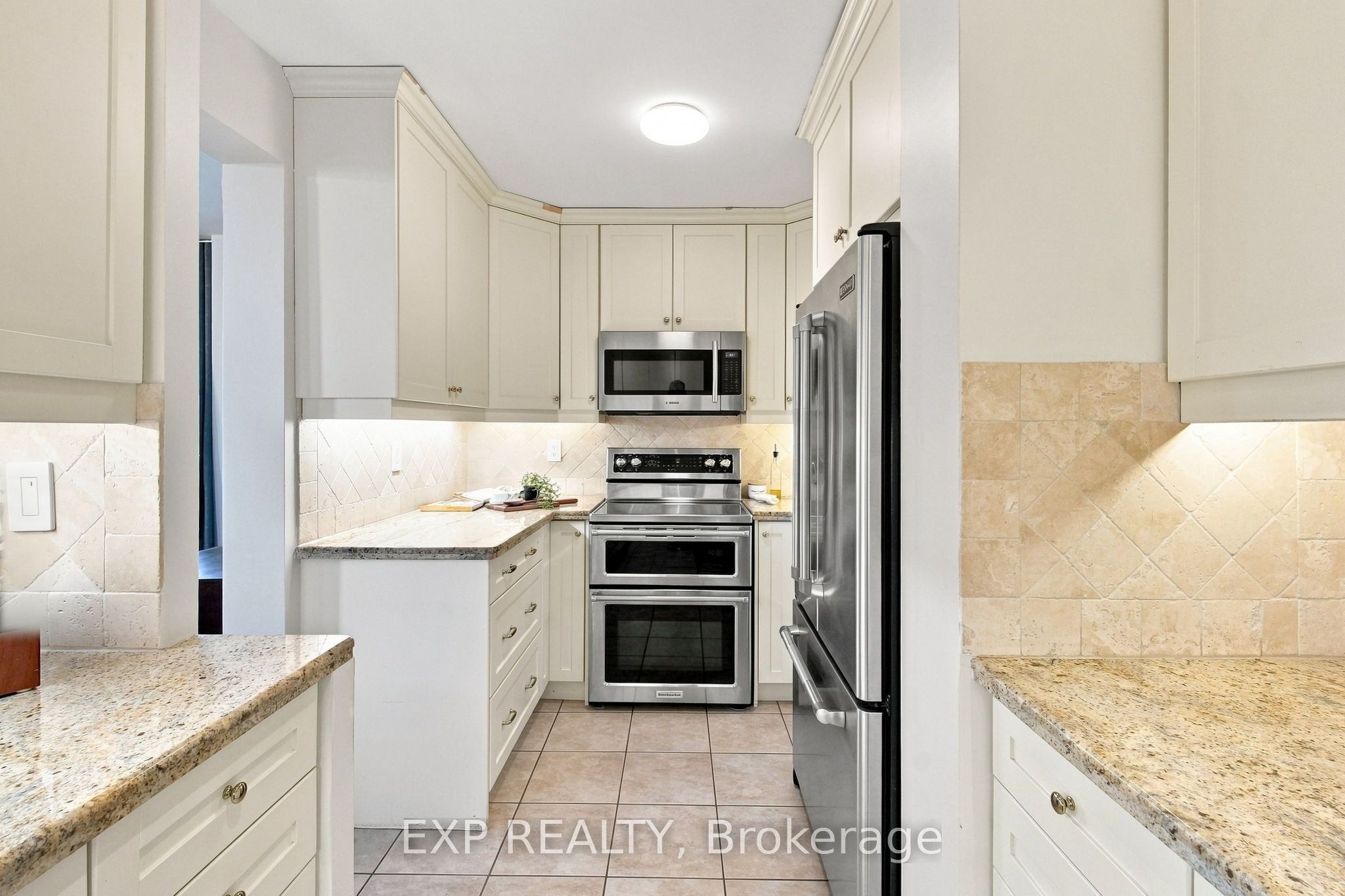 1515 Lakeshore Road E 2101