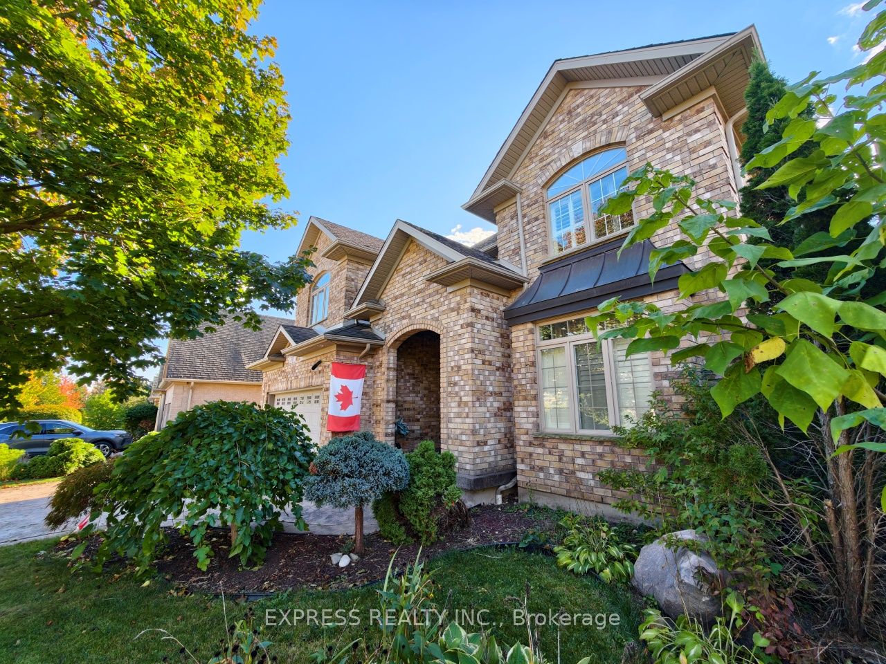 225 Terrace Wood Crescent