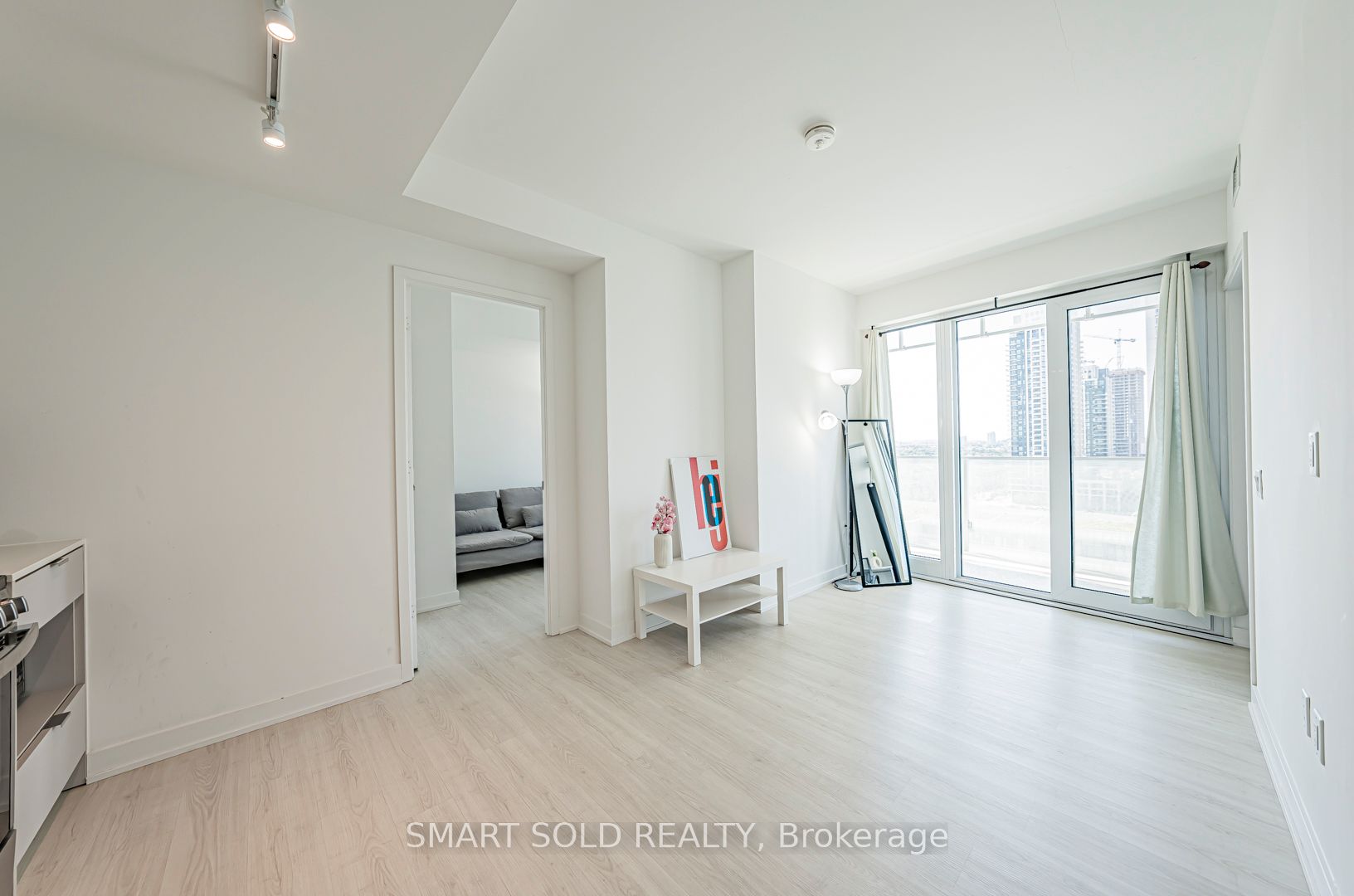 3883 Quartz Road 1101