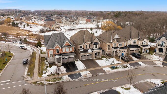 95 Strawbridge Farm Drive