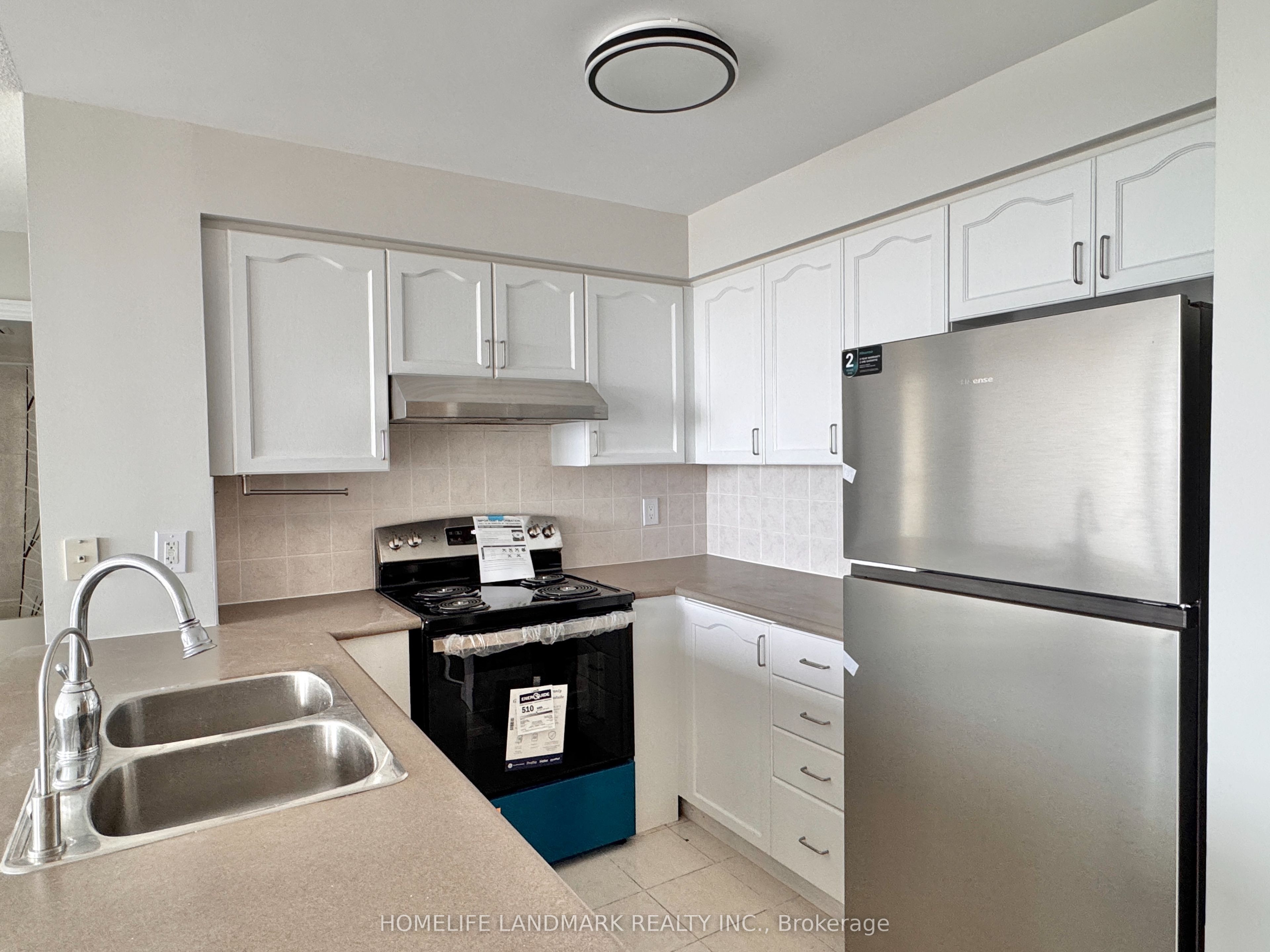 60 Brian Harrison Way 2302