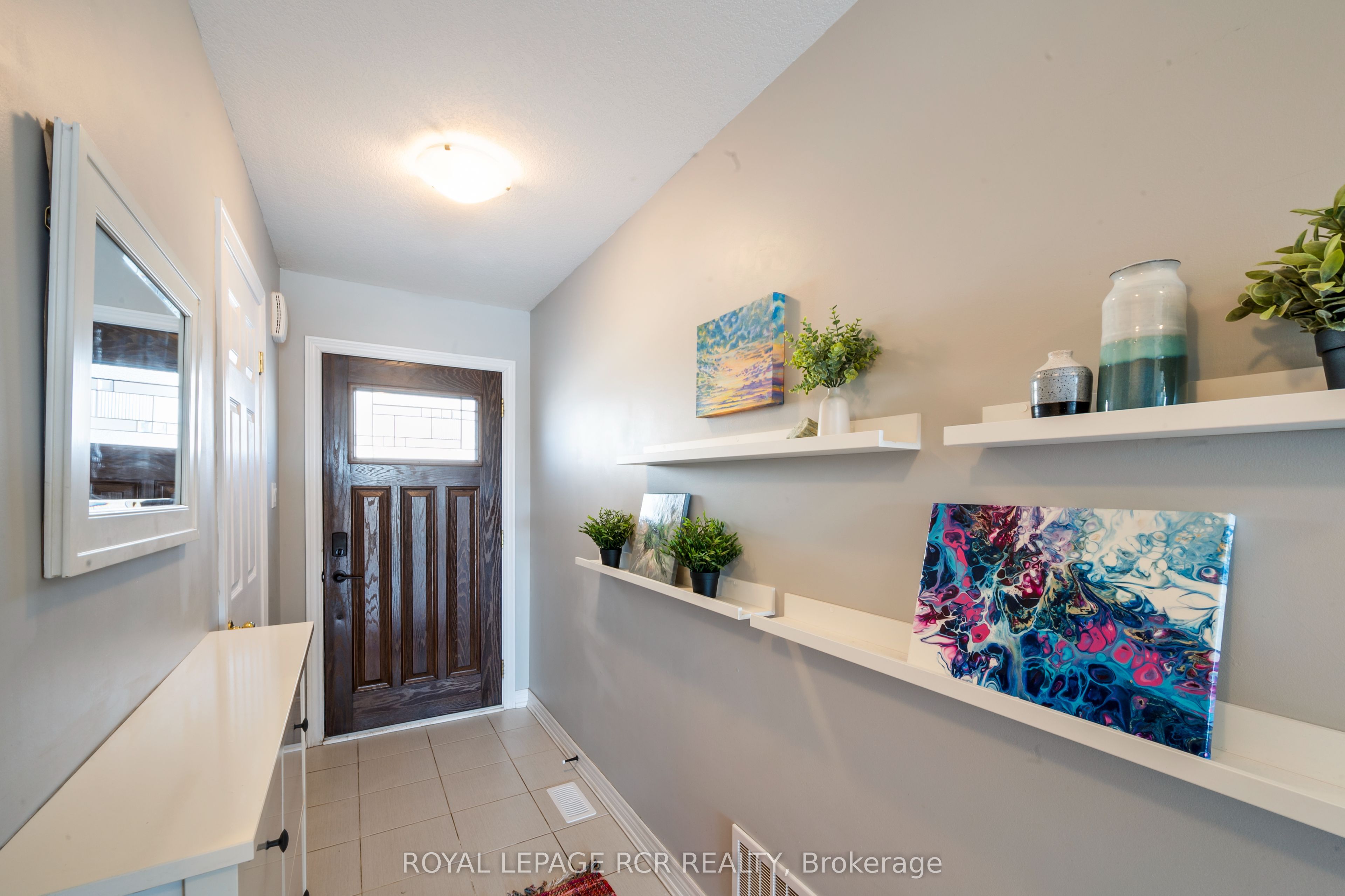 124 Parkinson Crescent 10