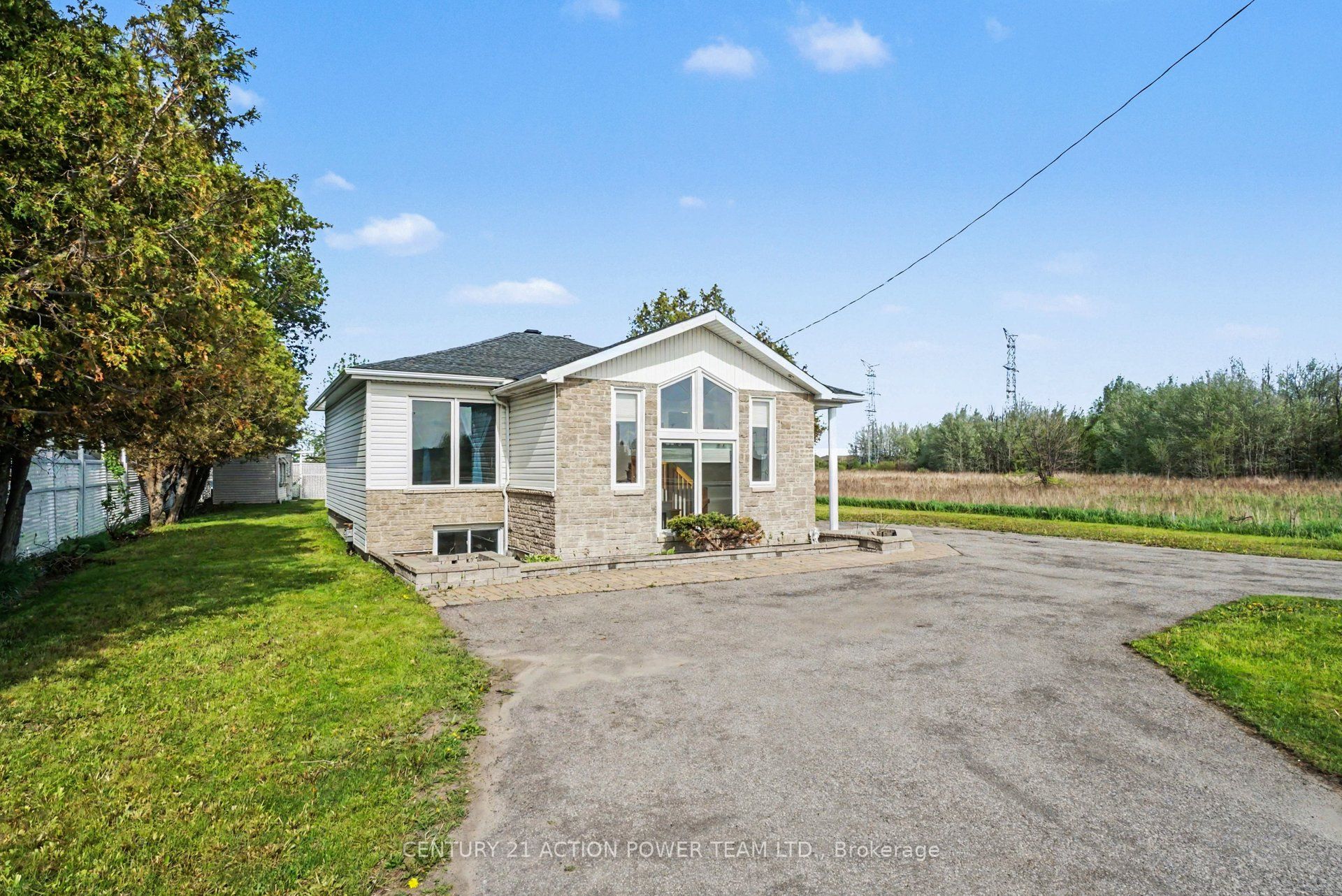2147 Mer Bleue Road