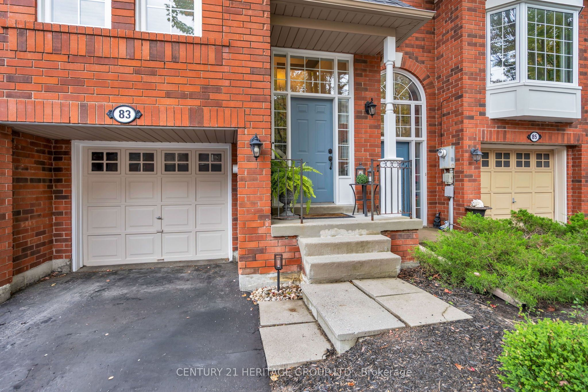 83 Mosaics Avenue