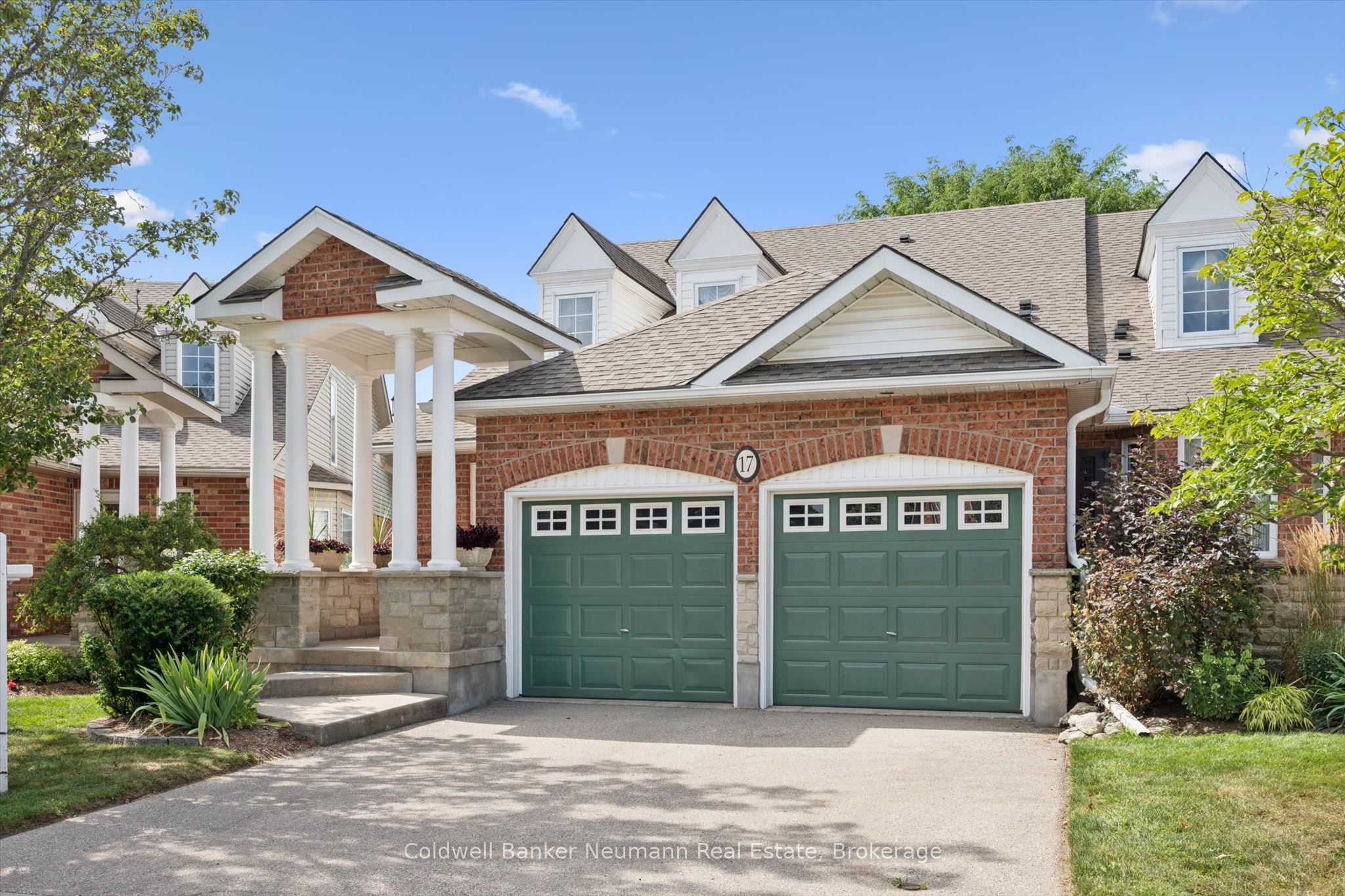 17 Somerset Glen