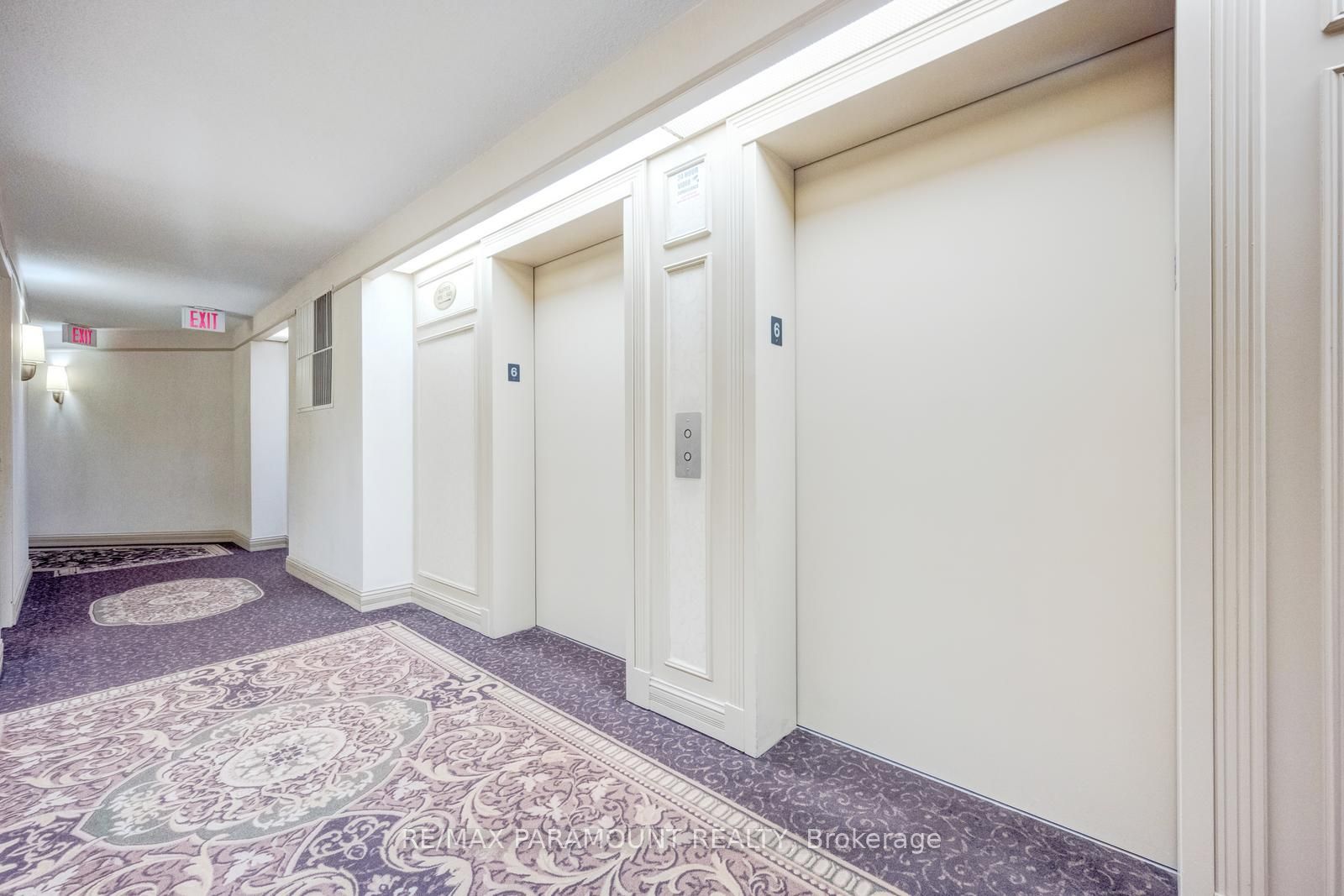 25 Kingsbridge Garden Circle 616