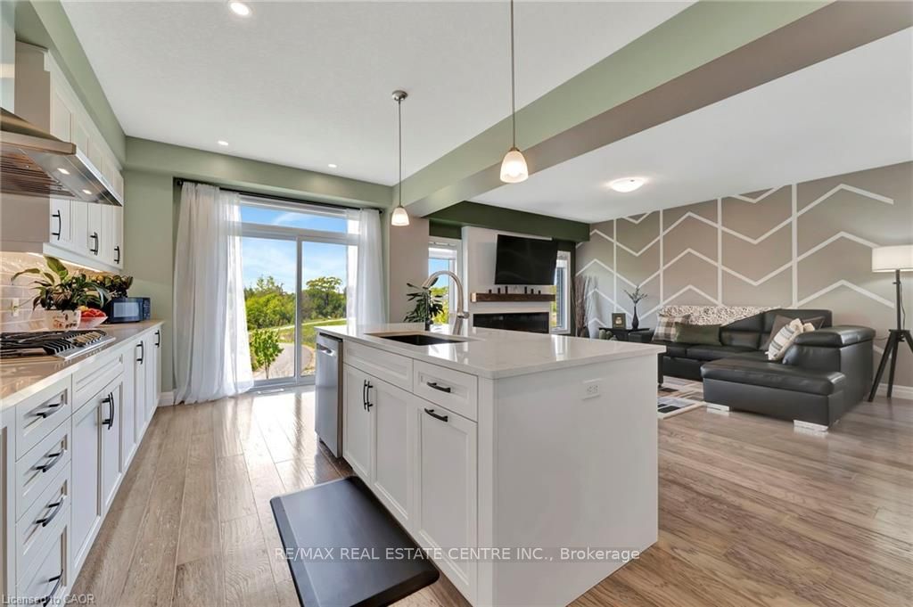 32 Faith Street 6
